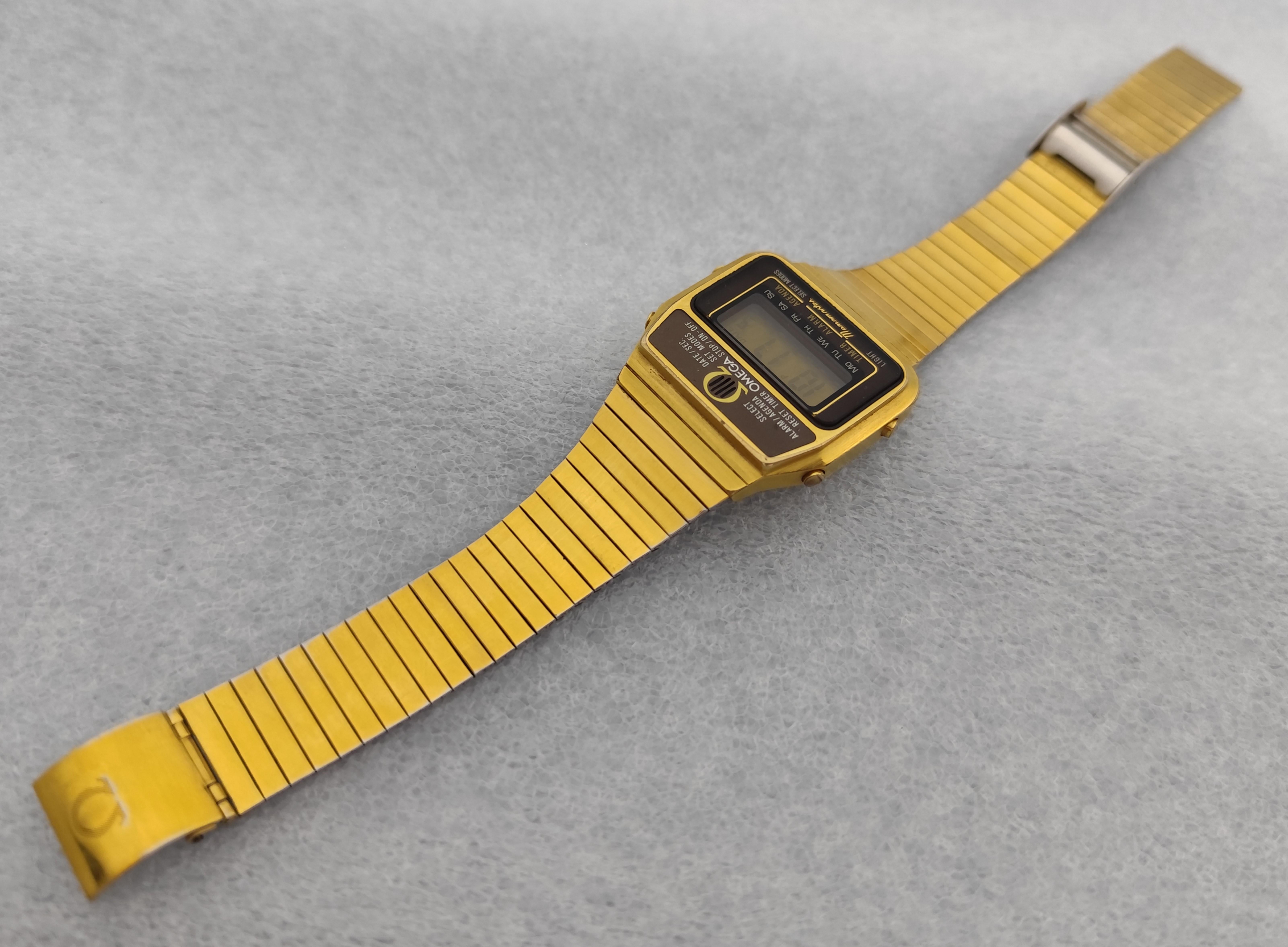 Omega Classic Excellent Vintage Memomaster 1632 gold plated quartz LCD Digital C For Sale 8
