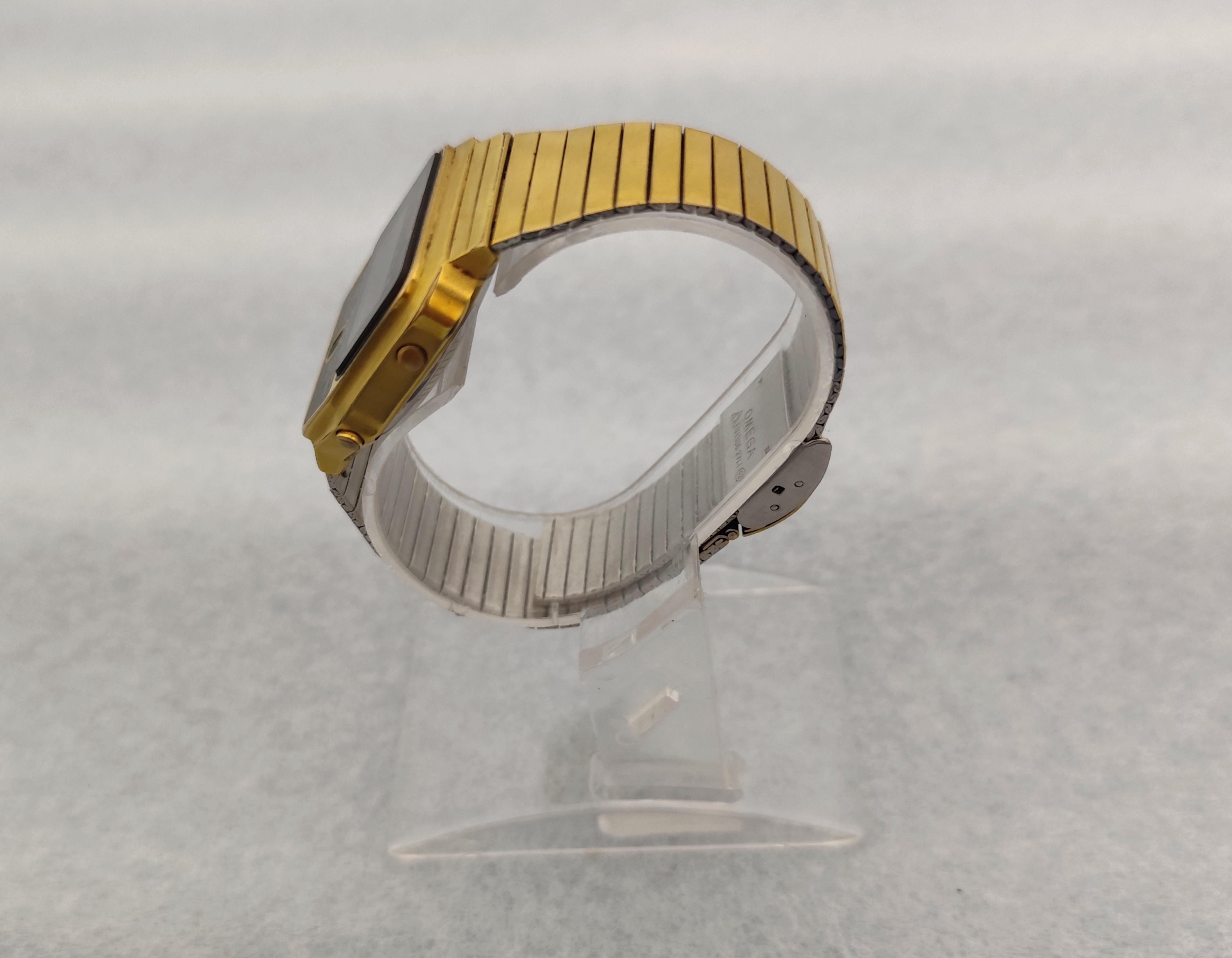 Omega Classic Excellent Vintage Memomaster 1632 gold plated quartz LCD Digital C For Sale 9