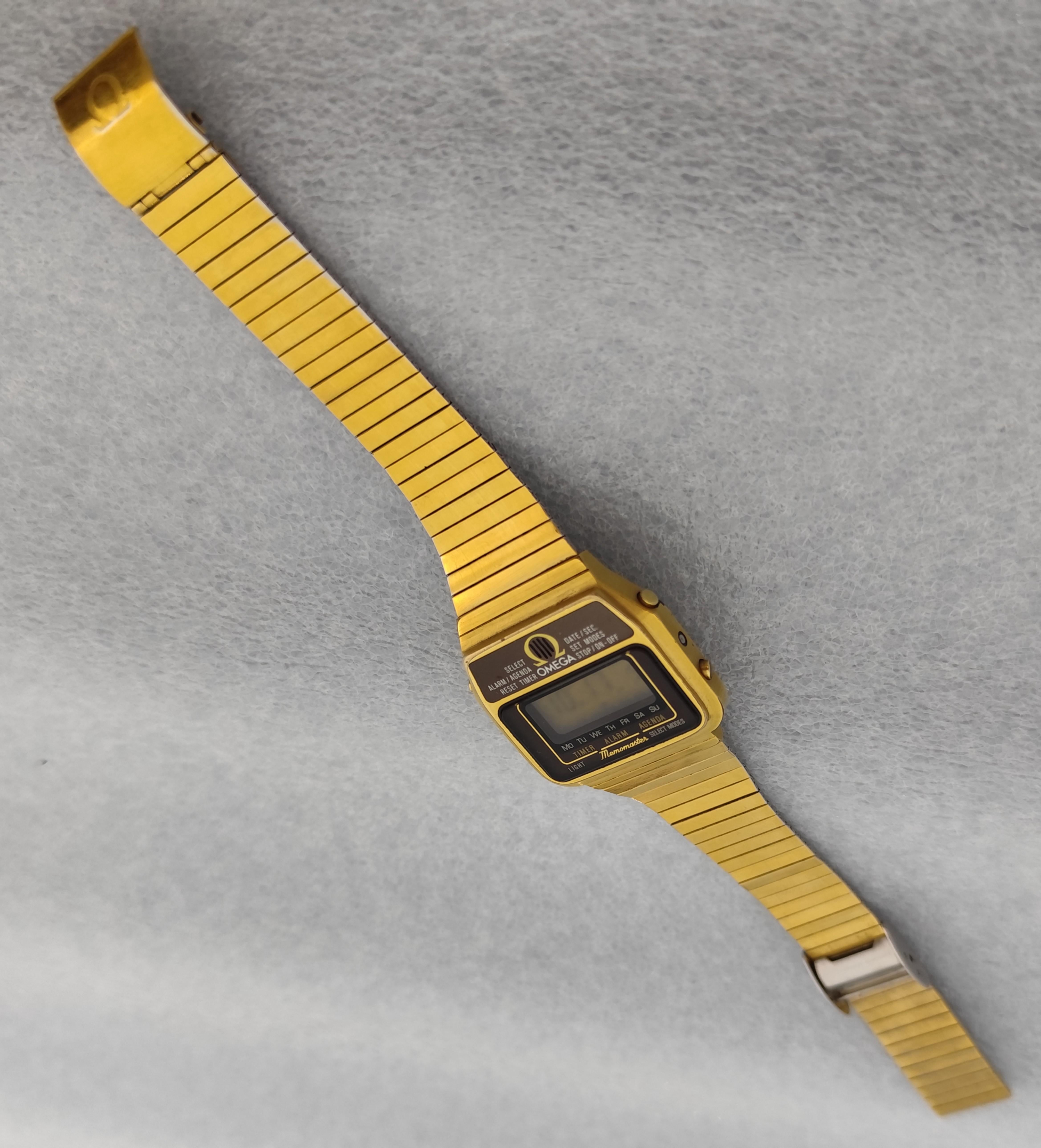 Omega Classic Excellent Vintage Memomaster 1632 gold plated quartz LCD Digital C For Sale 2
