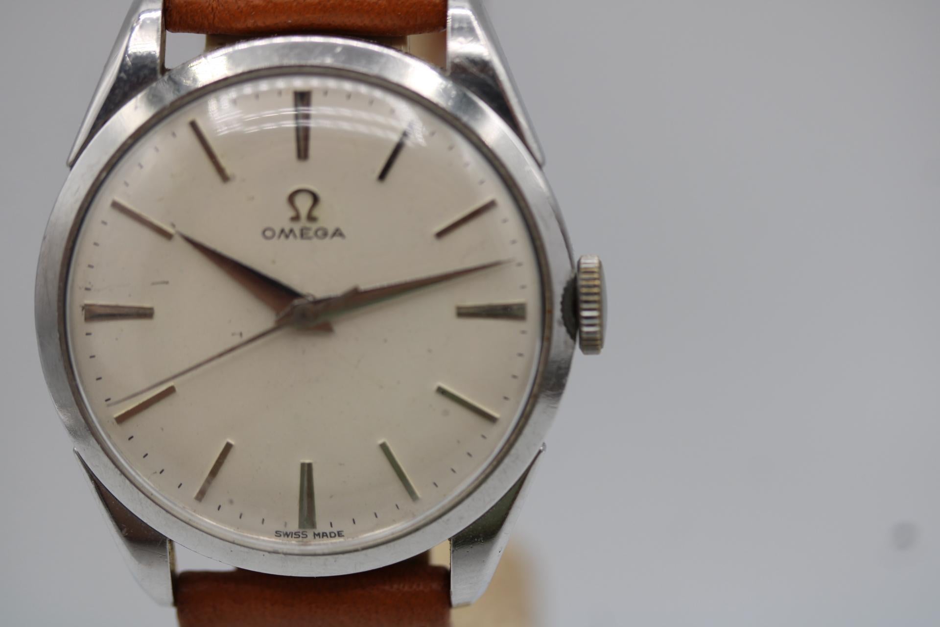 Omega Classic Vintage 2910-5  Jumbo Case  Circa 1950 For Sale 1