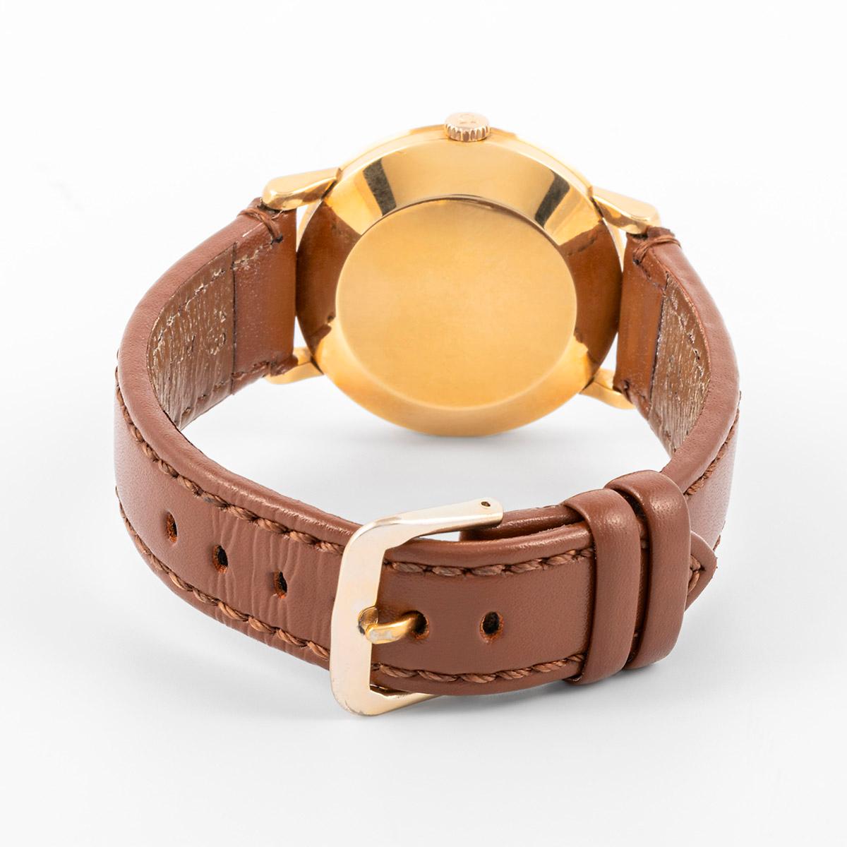 Omega Classic vintage Caja de oro rosa en venta 4