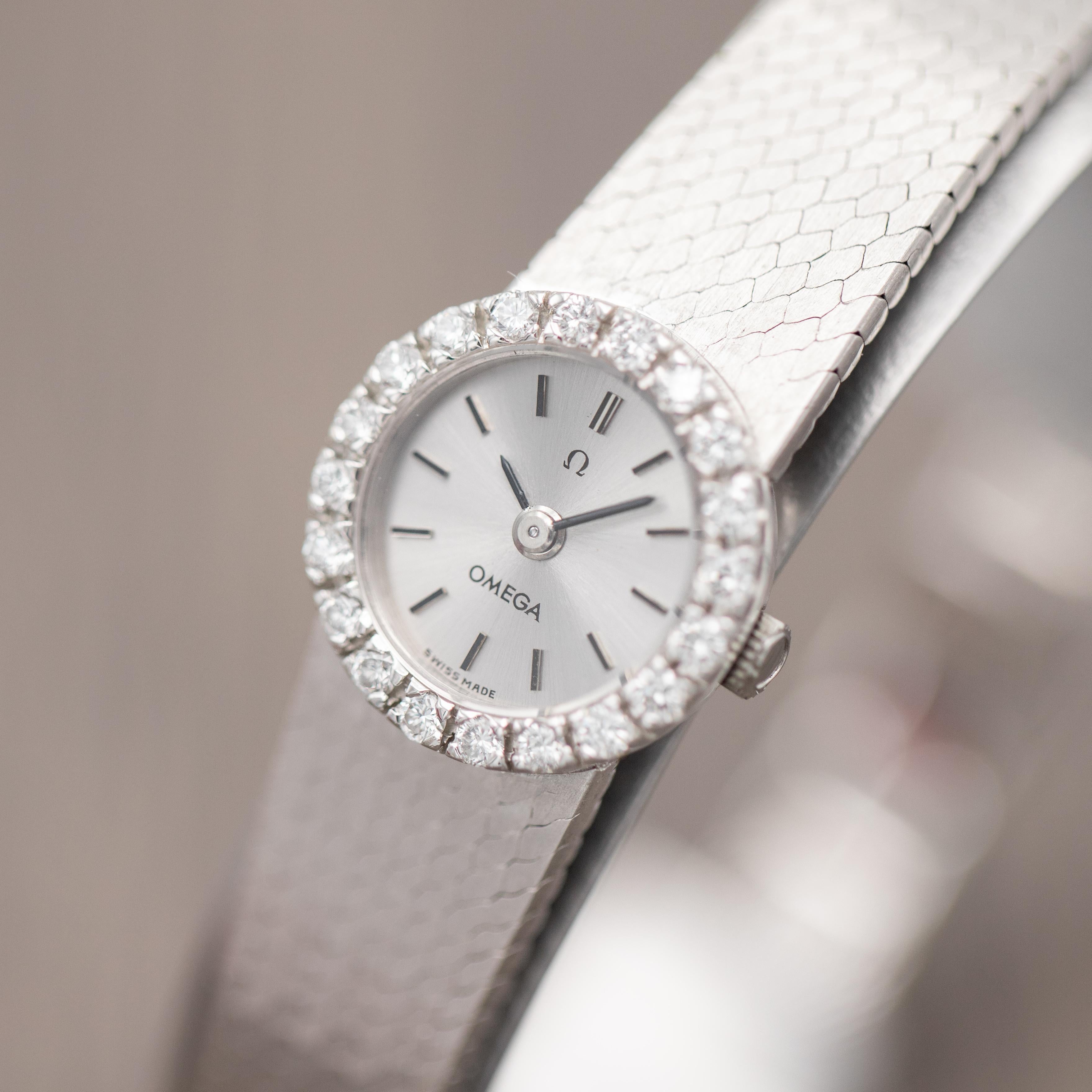 Brilliant Cut Omega Cocktail - Vintage White Gold & Diamond Manual Wind Ladies' Watch For Sale