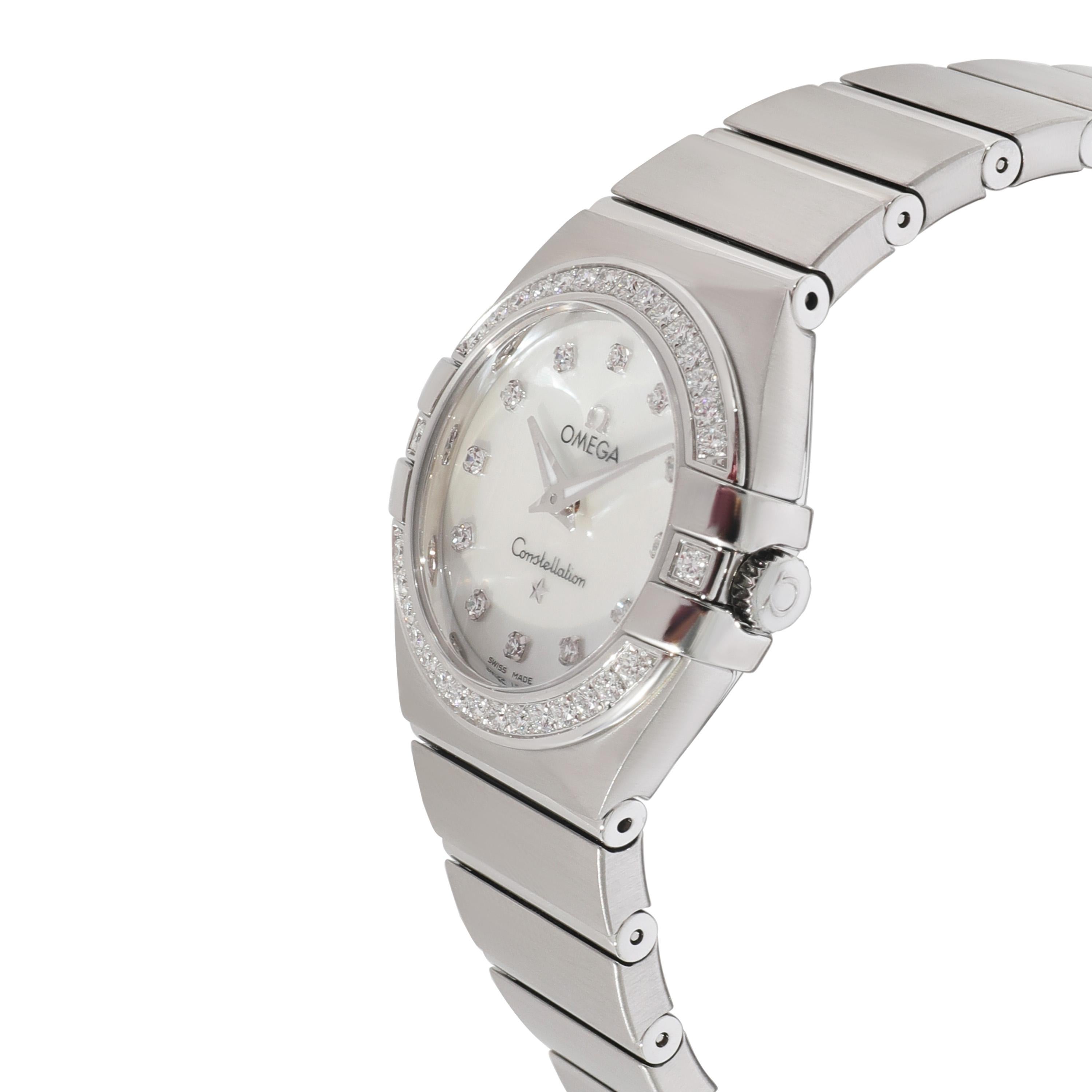 Omega Constellation 123.15.27.60.55.001 Damenuhr aus Edelstahl im Zustand „Hervorragend“ in New York, NY