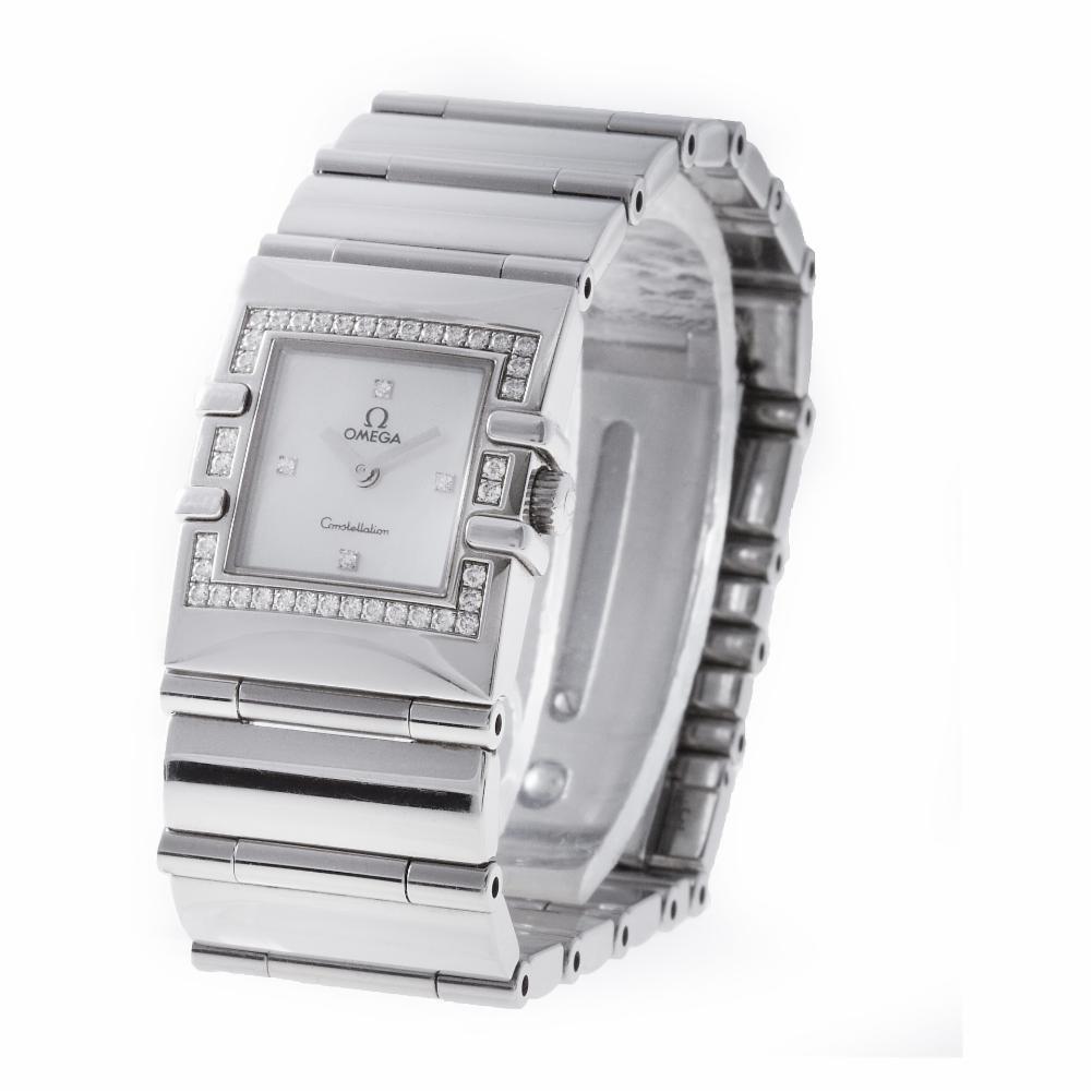 Omega Constellation Reference #:1528.76.00. Ladies Omega Constellation Quadra in stainless steel with Mother of Pearl diamond dial and diamond bezel. Quartz. 19 mm x 24 mm case size. Ref 1528.76.00. Fine Pre-owned Omega Watch. Certified preowned