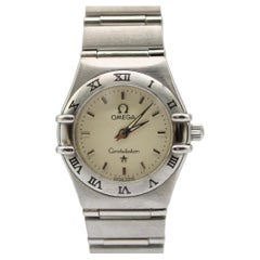 Omega Constellation 1562.30.00 – Ladies Mini Quartz  22.5mm with Omega Case