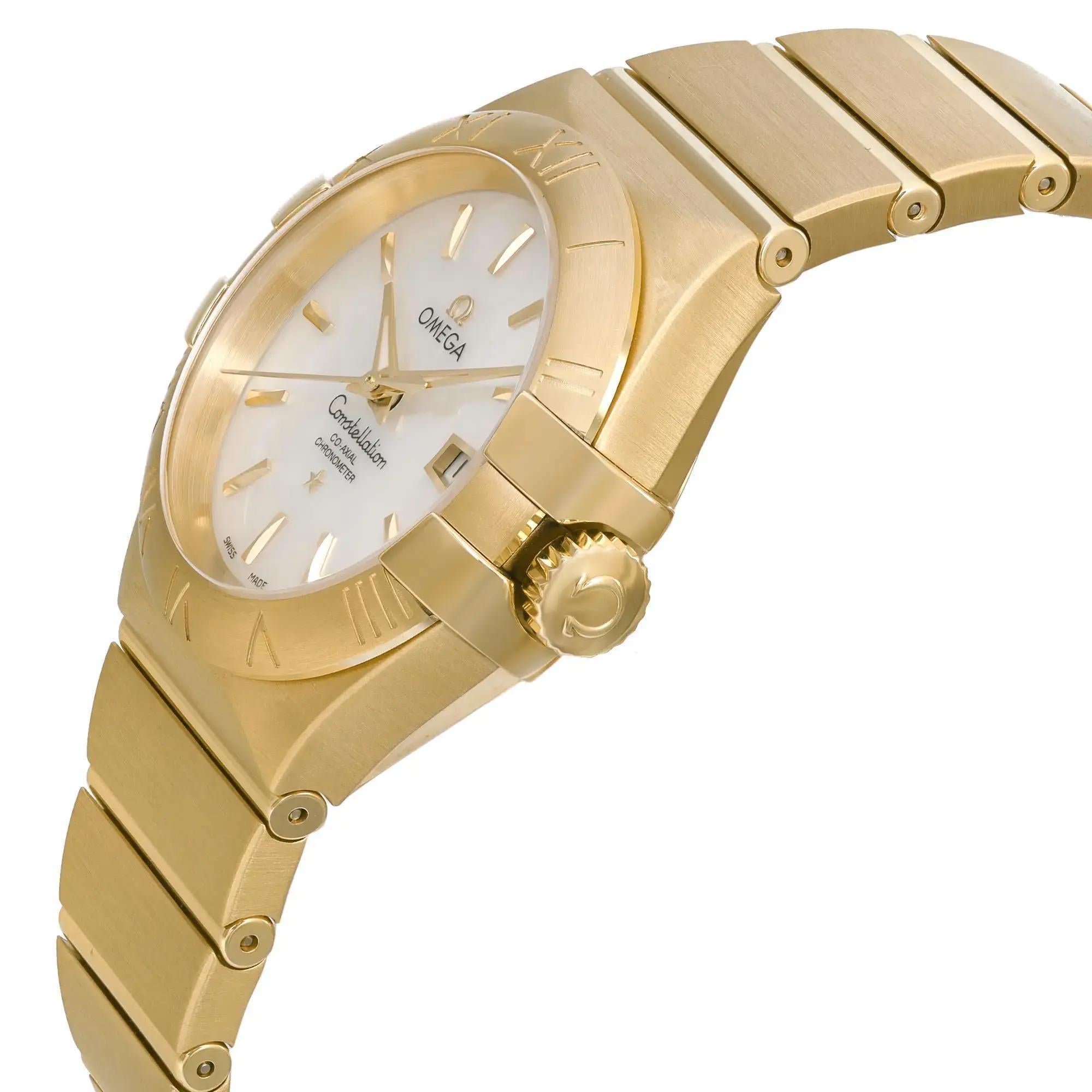 Omega Constellation 18K Gold MOP Dial Womens Watch 123.50.31.20.05.002 In New Condition For Sale In New York, NY