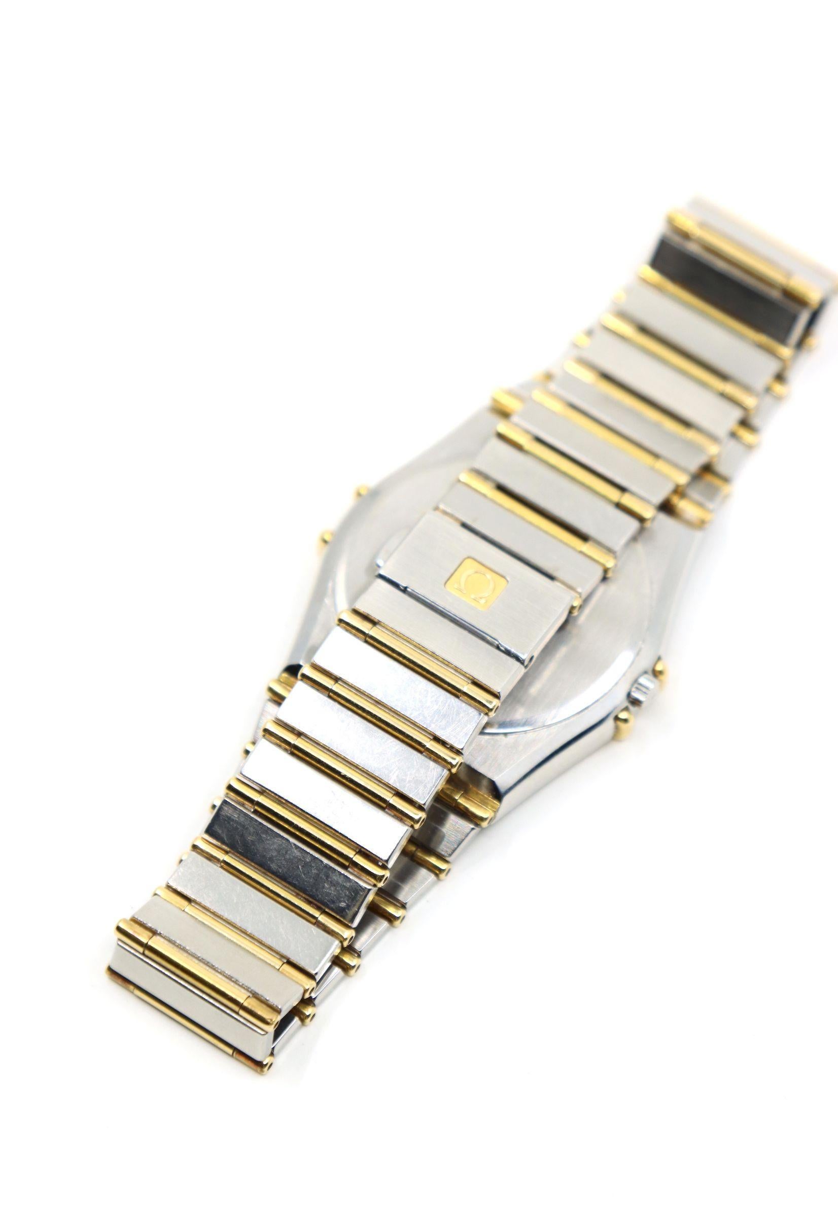 Montre à quartz Omega Constellation en or 18K et acier inoxydable en vente 8
