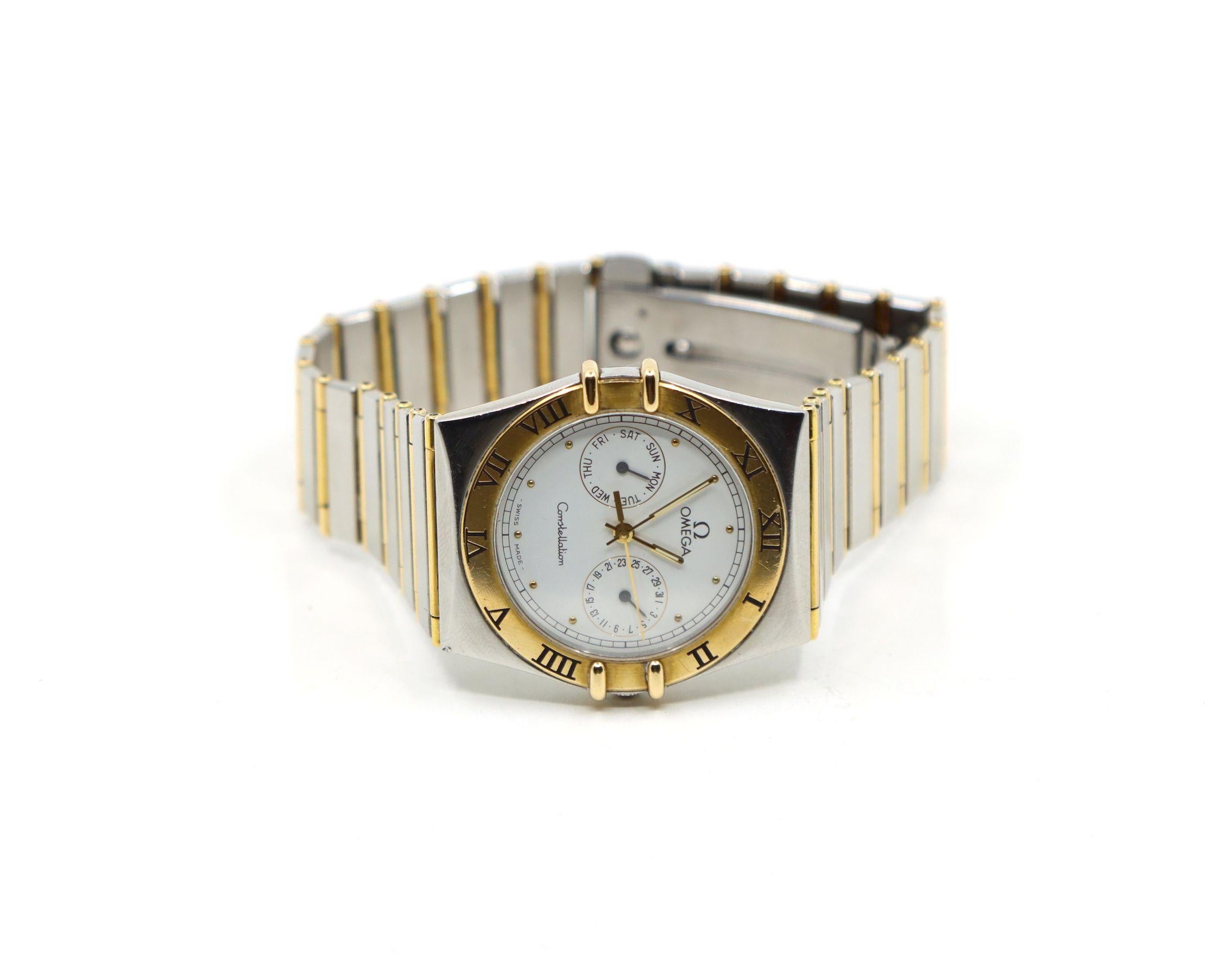 Montre à quartz Omega Constellation en or 18K et acier inoxydable Bon état - En vente à Flushing, NY