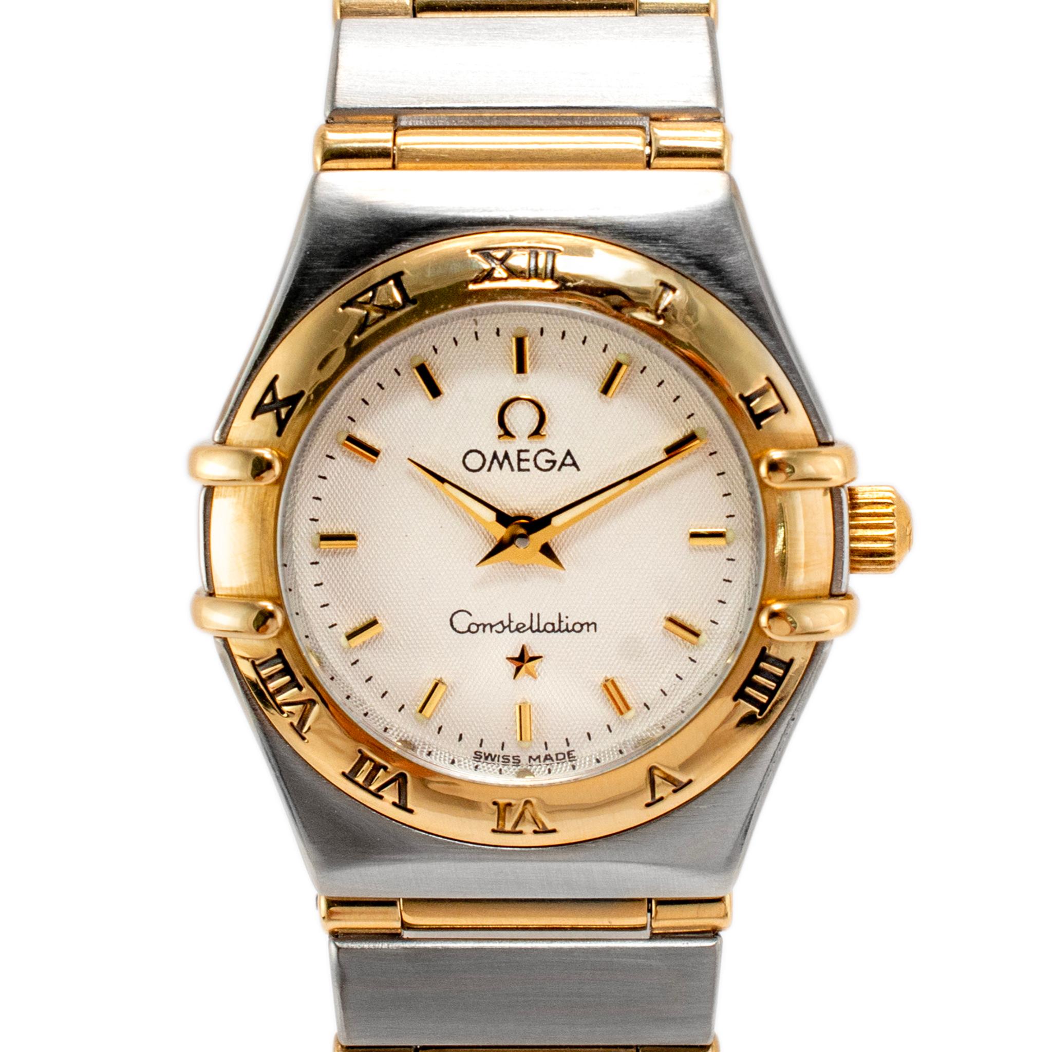 Marchio: Omega

Genere: Donna

Diametro: 23,00 mm

Peso: 47,31 grammi

OMEGA Lady, orologio da polso OMEGA Swiss made in oro giallo 18 carati e acciaio inossidabile. Sull'articolo è presente anche il marchio 