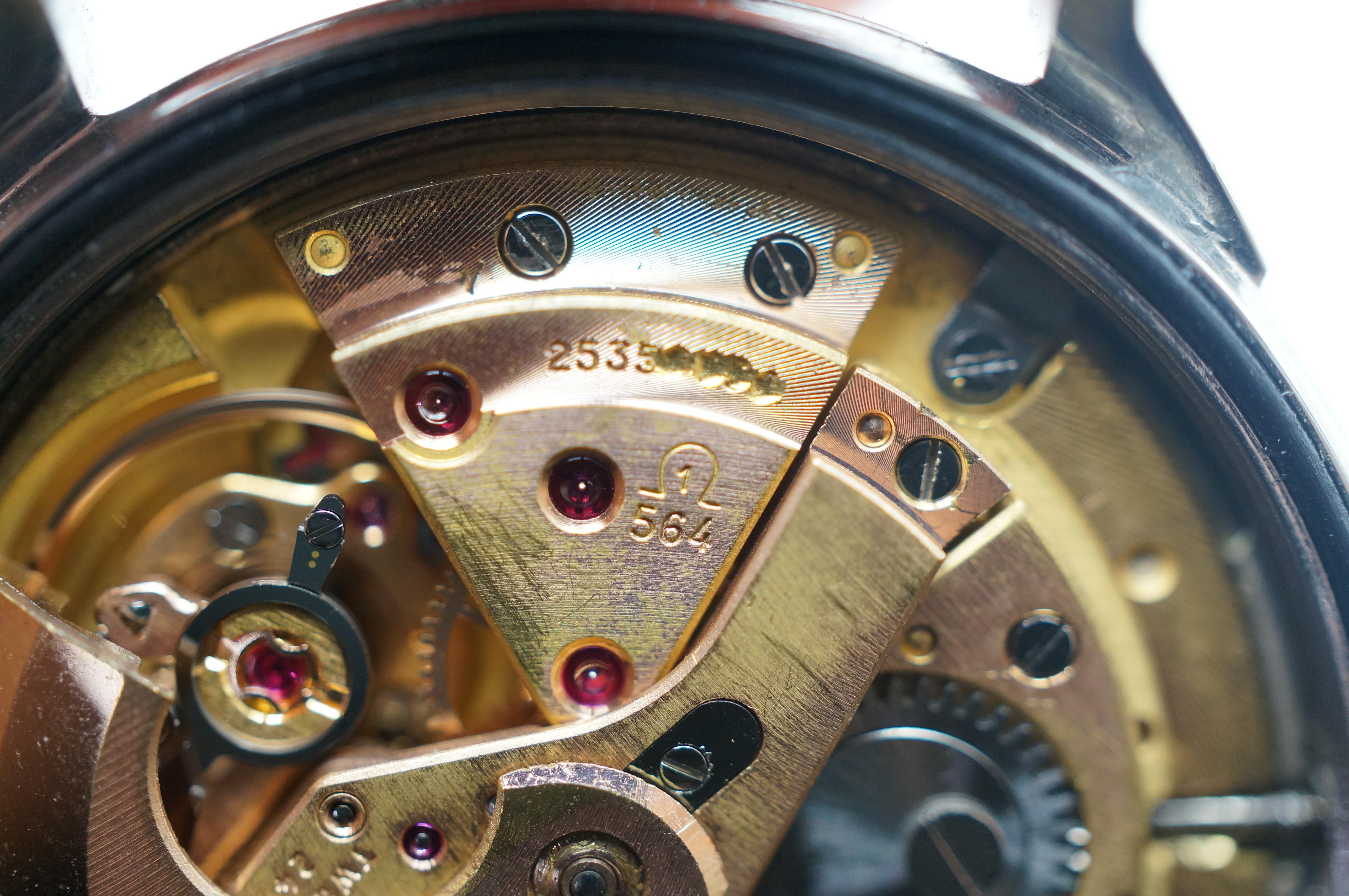 Omega Constellation 24J 564 168.005 Pie Pan Zifferblatt Datum Chronometer Uhr im Angebot 9