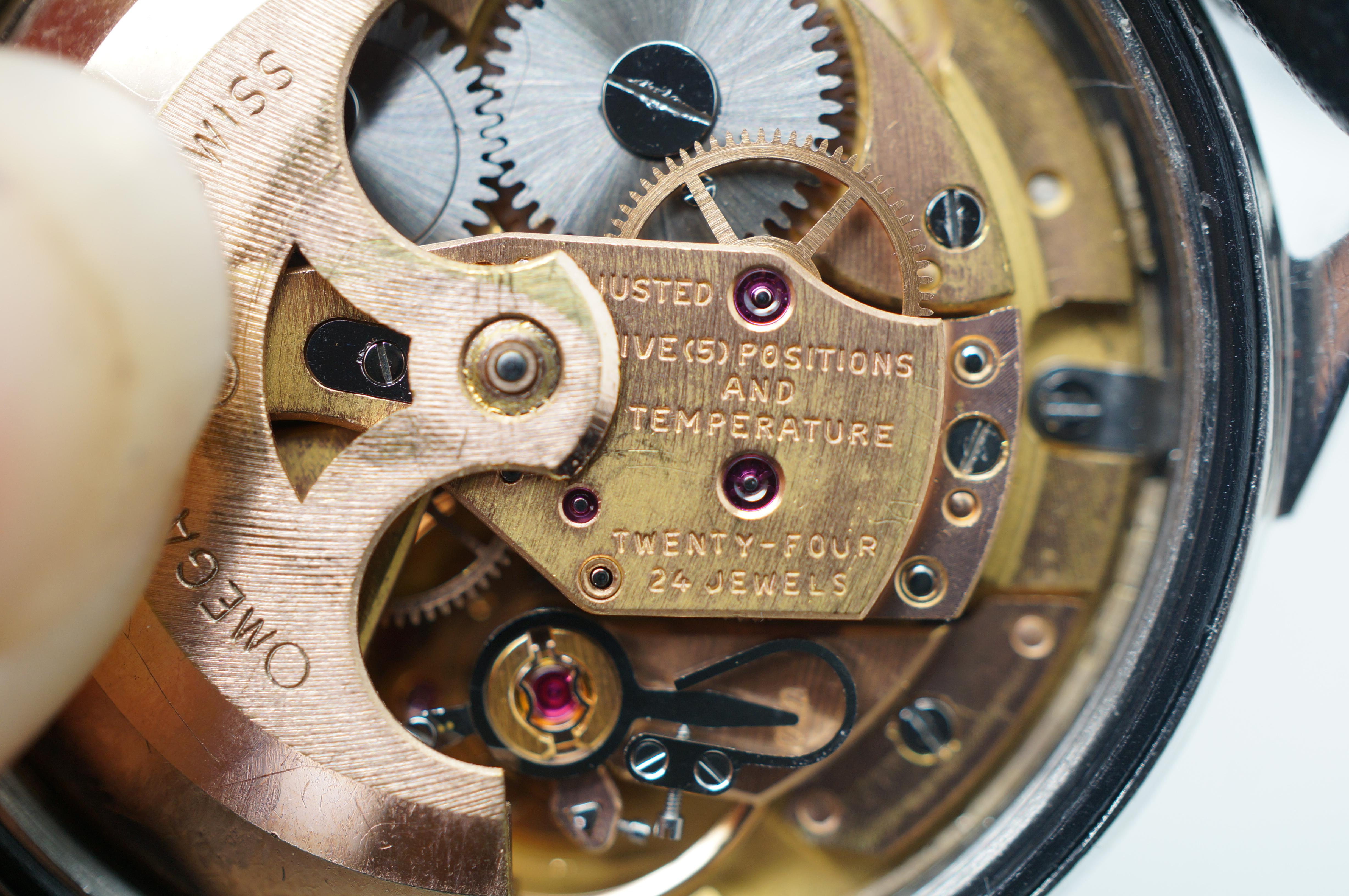 Omega Constellation 24J 564 168.005 Pie Pan Zifferblatt Datum Chronometer Uhr im Angebot 10