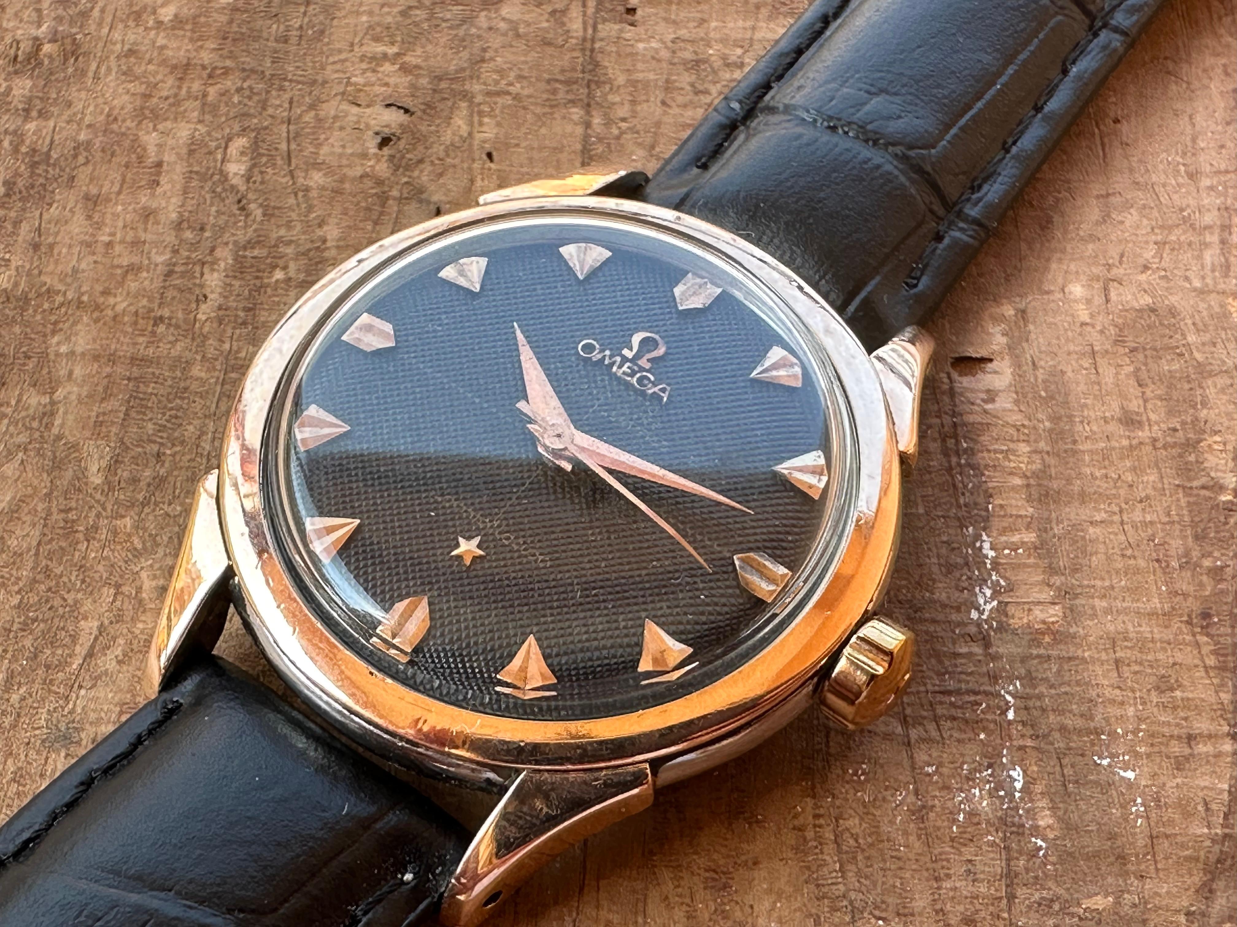 Omega Constellation 2852 Pie Pan Rare Guilloche Texturiertes Zifferblatt Goldüberzug 50er Jahre im Zustand „Gut“ in Toronto, CA