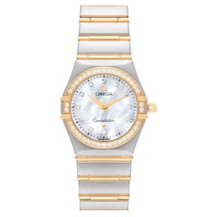 Omega Constellation 95, montre pour femme en acier, or jaune, nacre et diamants