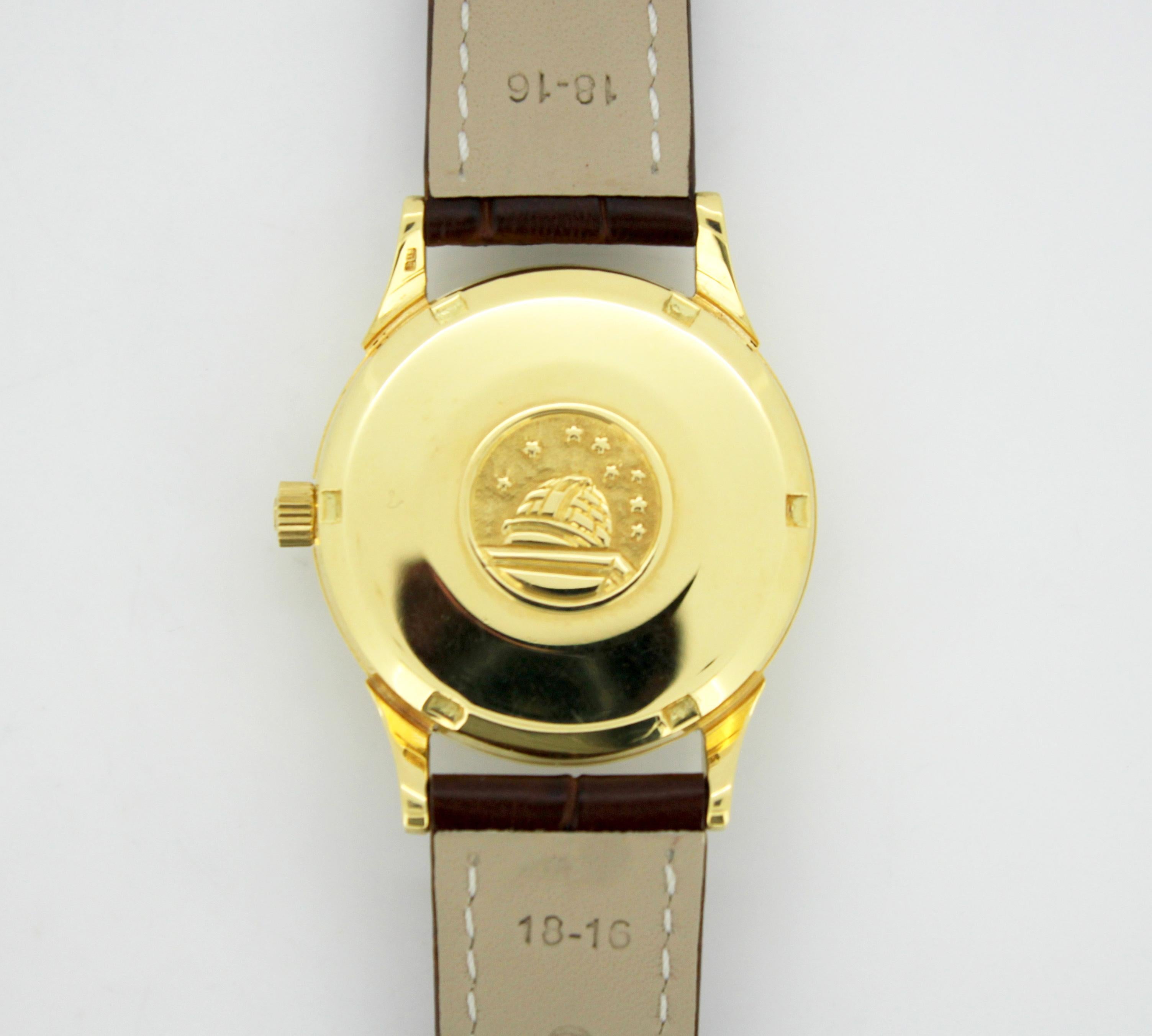 Omega Constellation Automatic 18 Karat Gold Men's Wristwatch, 1965 3