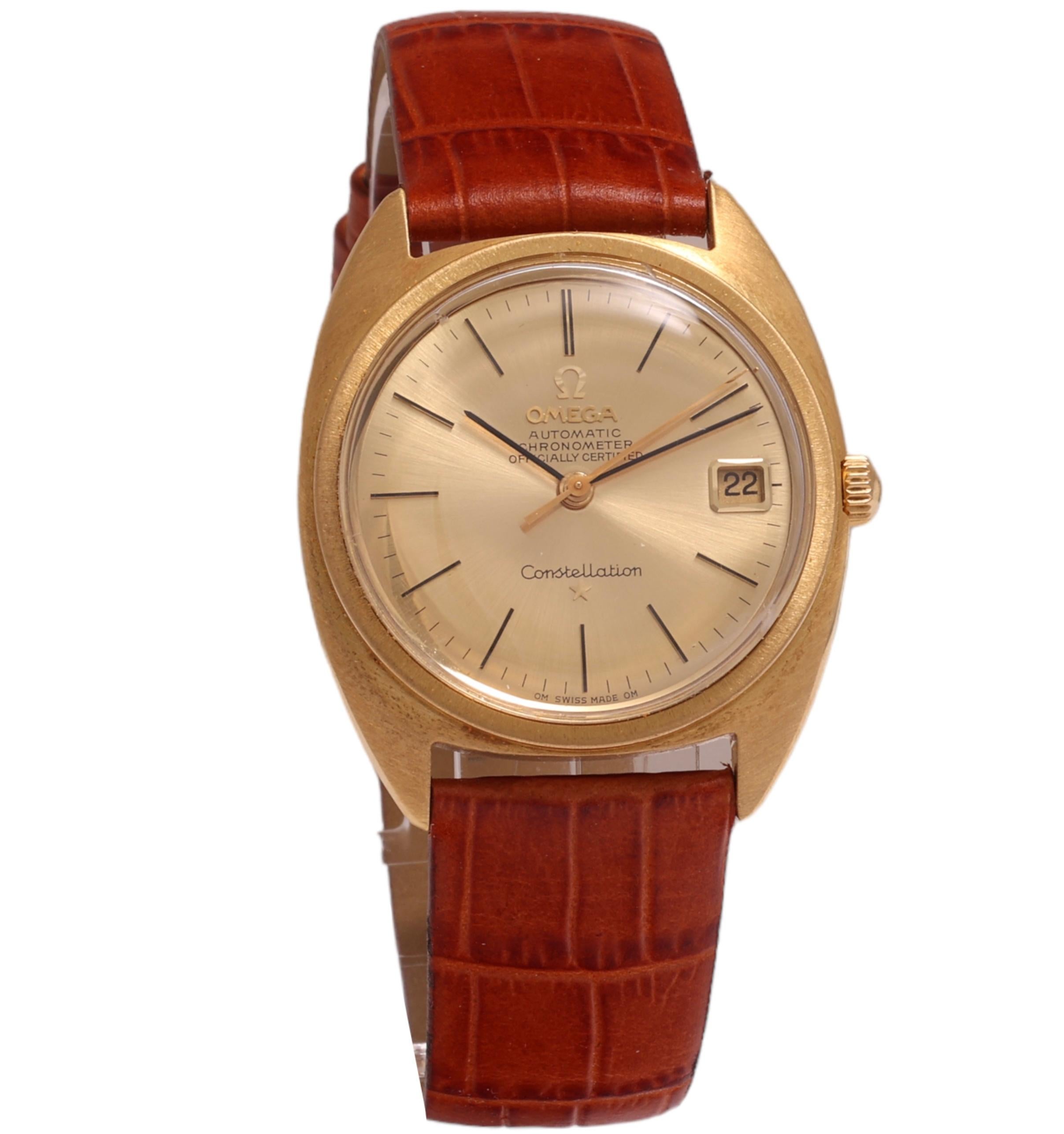 Omega Constellation Automatic Wristwatch, Caliber 564, Diameter 35 mm

Ref. number: 168.009 / 168.017

Movement: Automatic, Caliber omega 564

Functions: Hours, minutes, central seconds, date at 3 o'clock

Period: 1967

Case : 18 kt. solid gold,