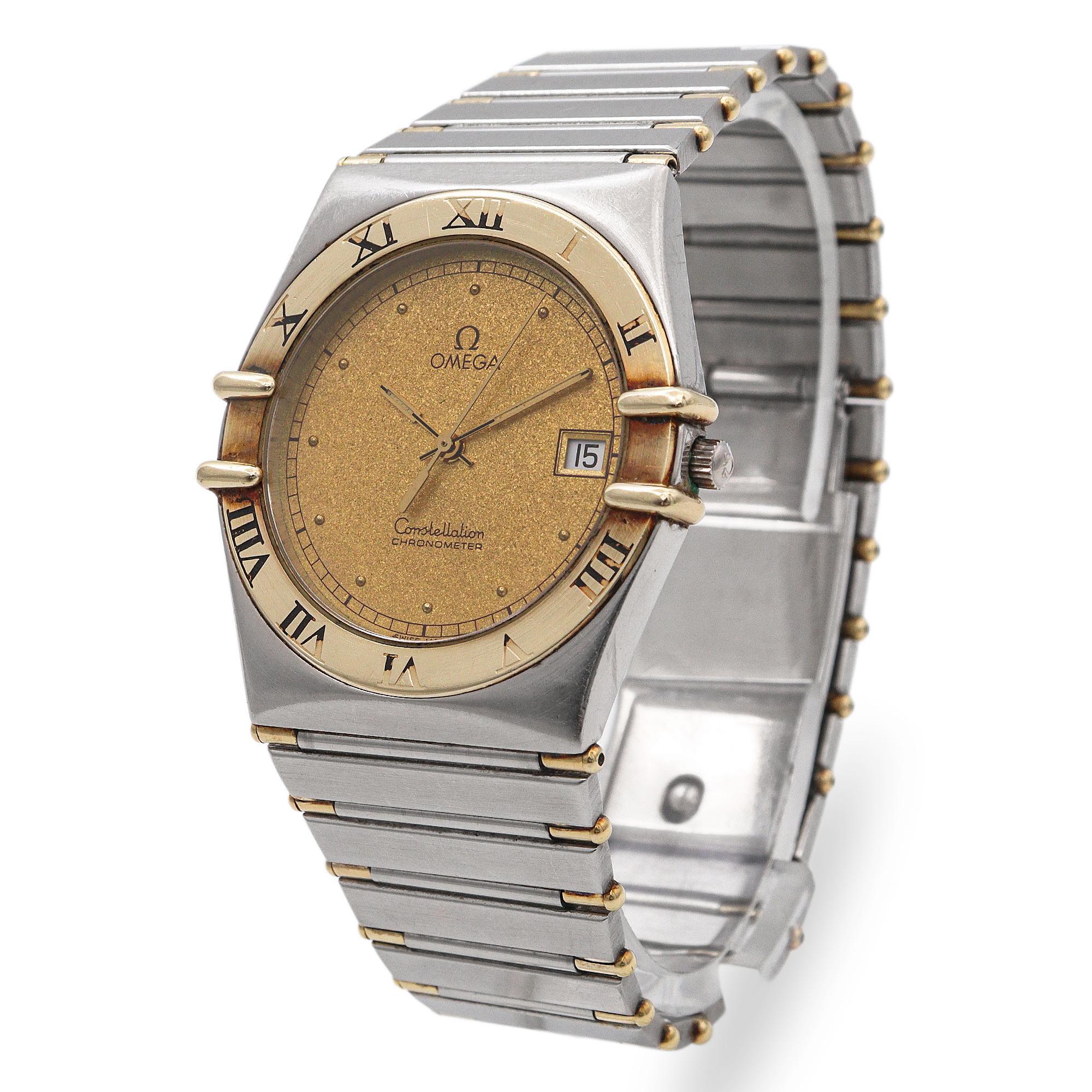 Omega Constellation Chronometer Two Tone Men's Watch In Good Condition For Sale In New York, NY