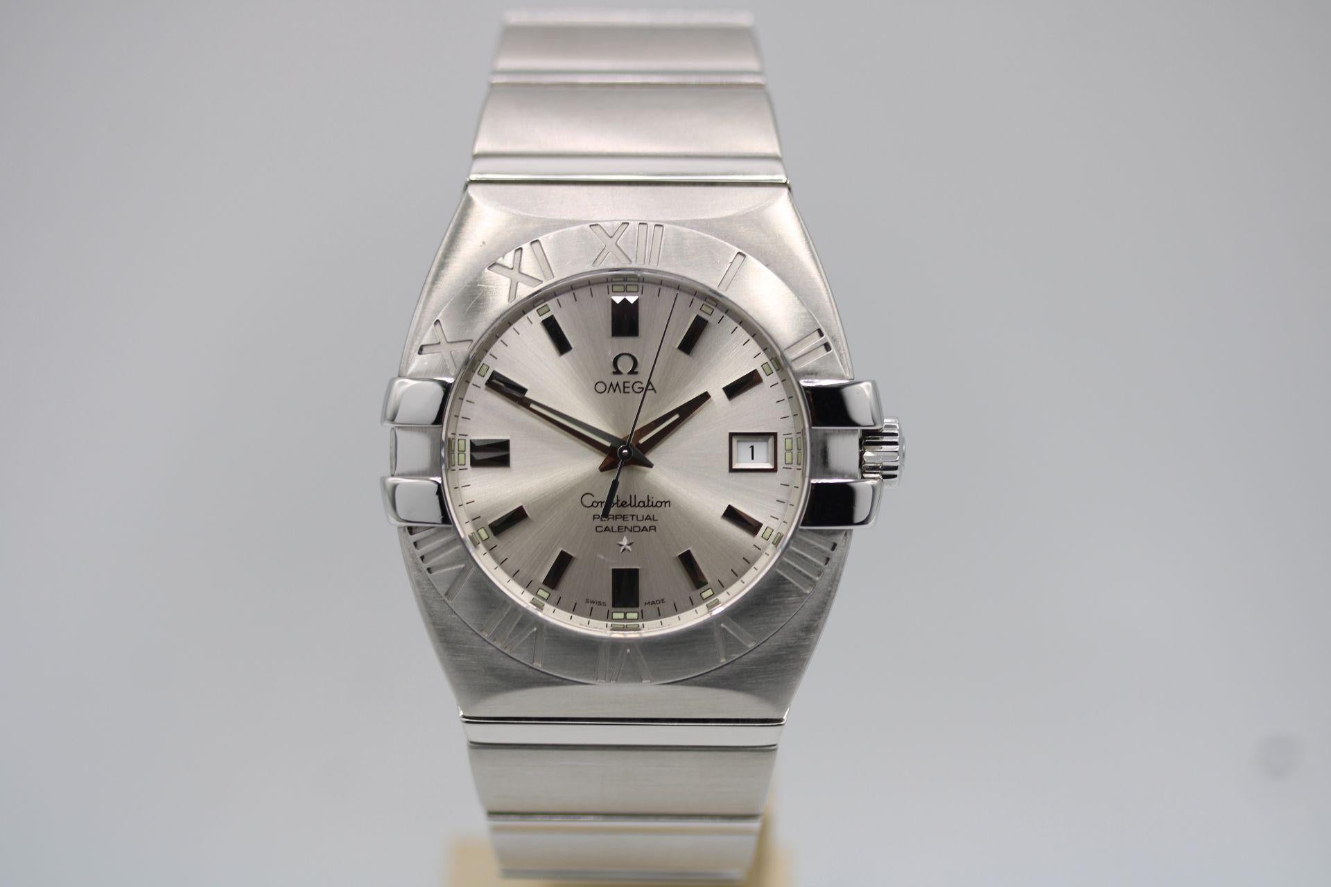 Omega Constellation Double Eagle 1513.30.00 In Good Condition For Sale In London, GB