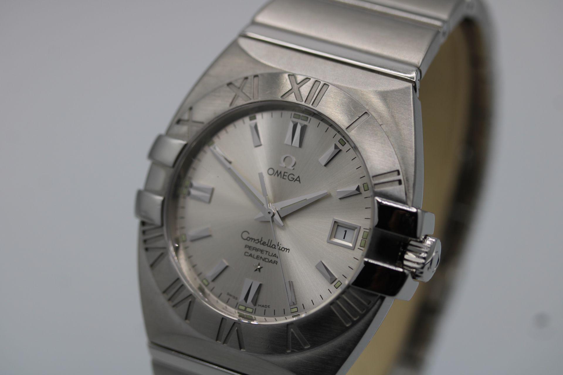 Omega Constellation Double Eagle 1513.30.00 In Good Condition For Sale In London, GB