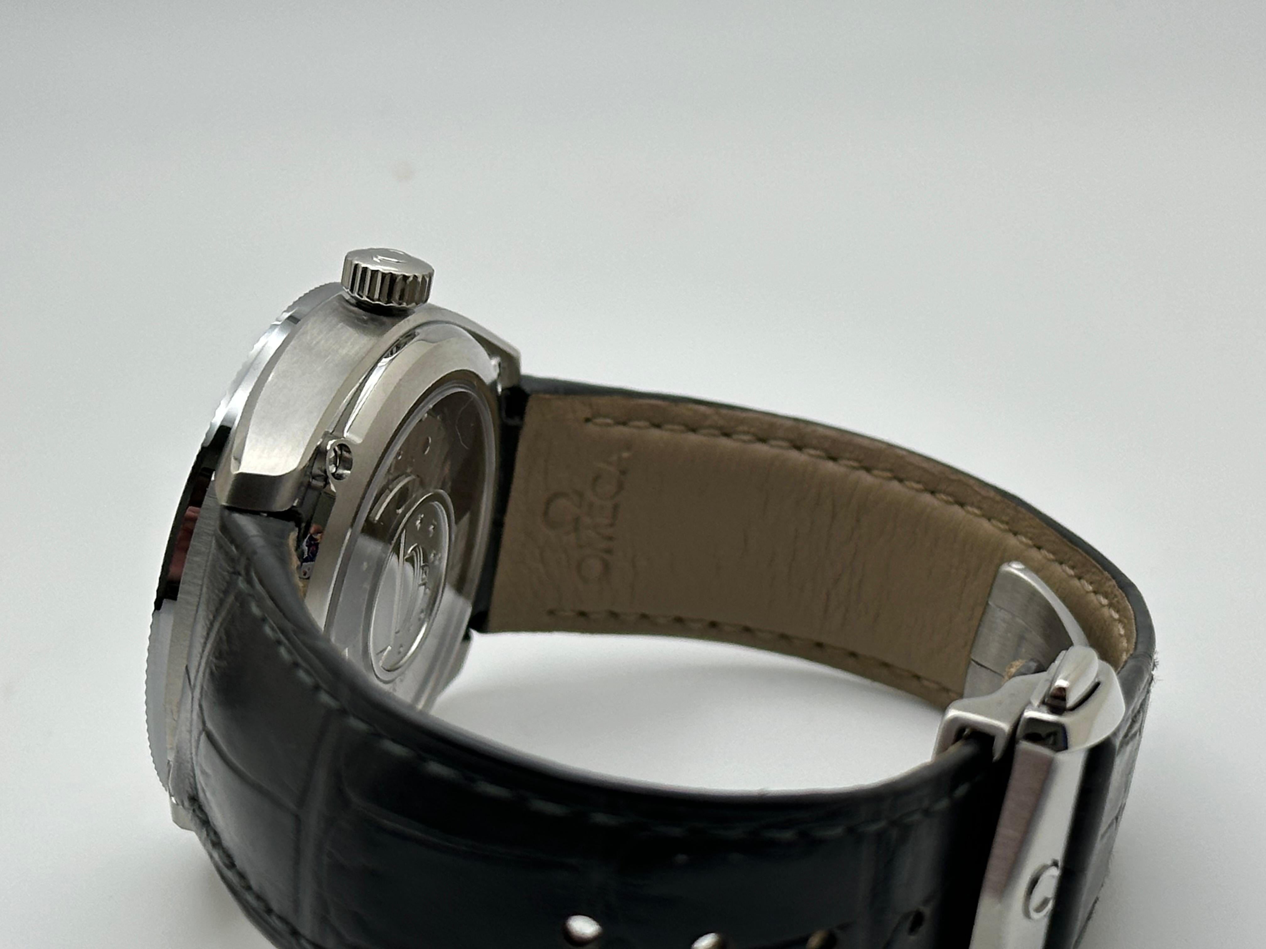 Omega Constellation Globemaster 130.33.39.21.02.001 Stainless Steel Box Paper For Sale 5