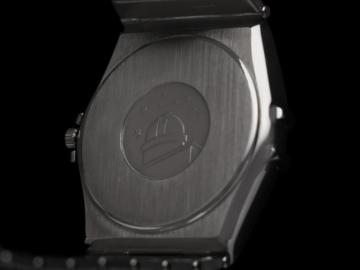 Reloj Omega Constellation Manhattan para caballero de 35 mm con esfera plateada - SS cepillado en venta 2