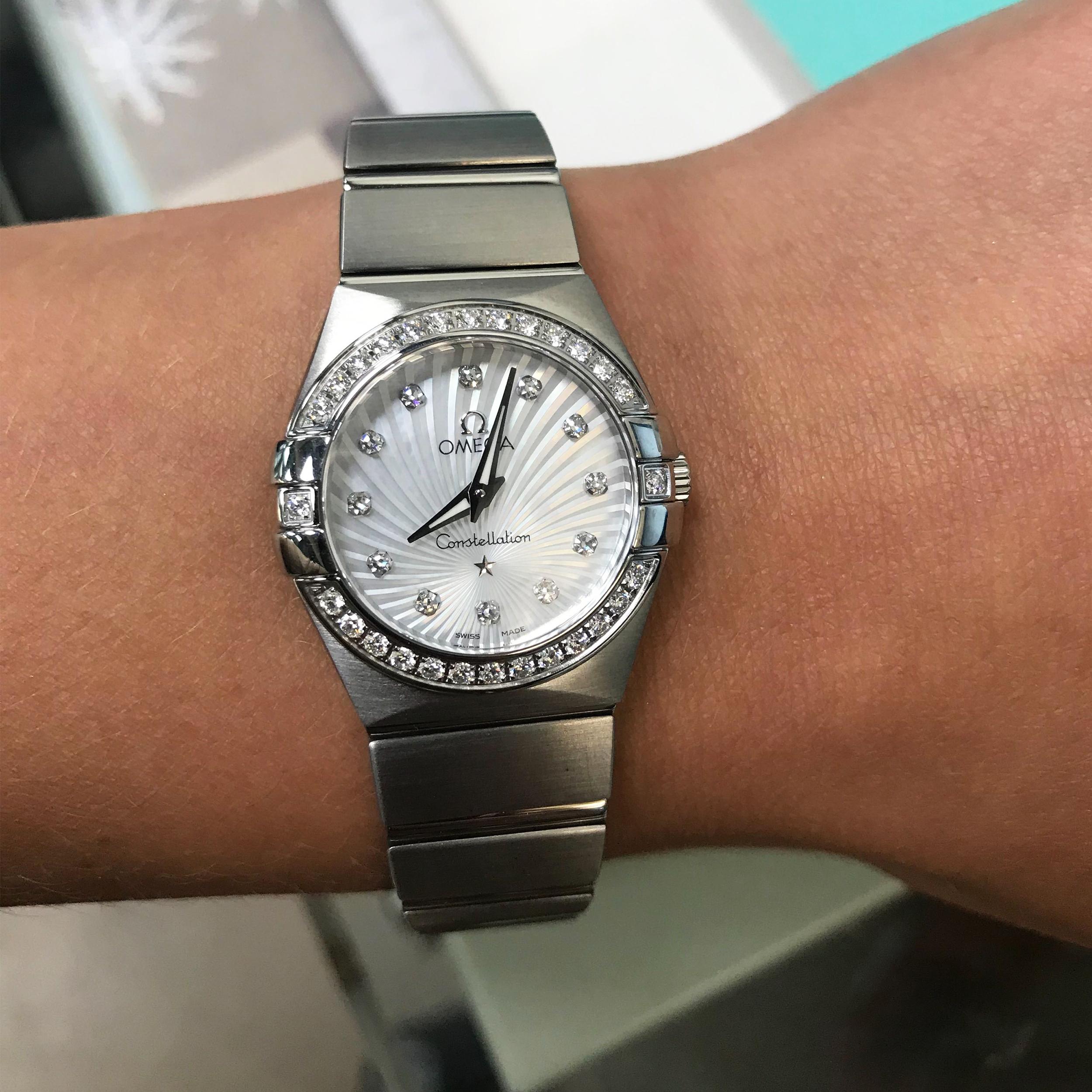 Omega Constellation MOP Dial Steel Diamond Quartz Watch 123.15.24.60.55.002 3