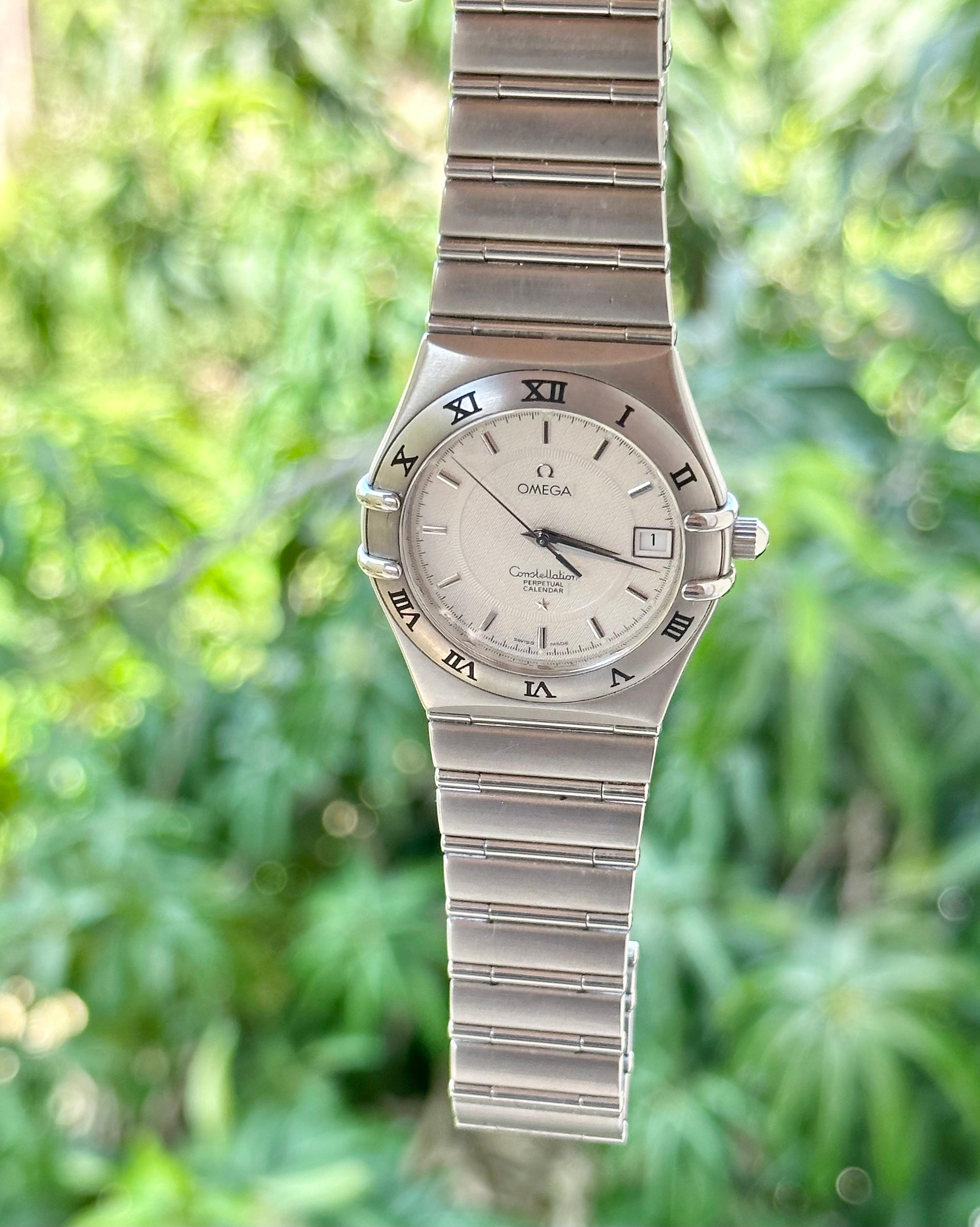 Omega Constellation Perpetual Calendar Serviced Watch  In Good Condition For Sale In Toronto, CA