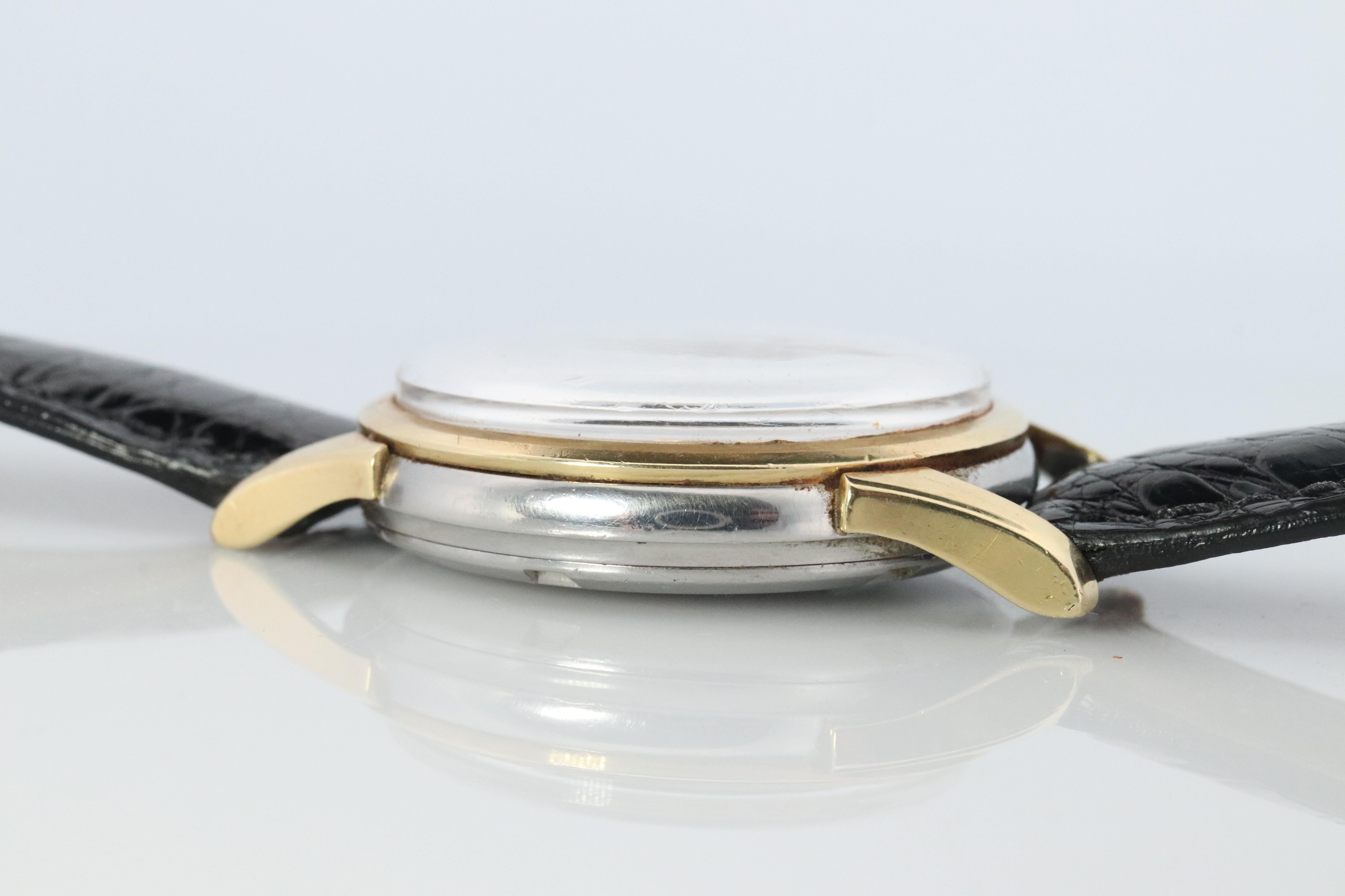 OMEGA Constellation Pie Pan Automatic Mens Watch. Ref 14393 SS and Yellow Gold. In Good Condition For Sale In Port Charlotte, FL