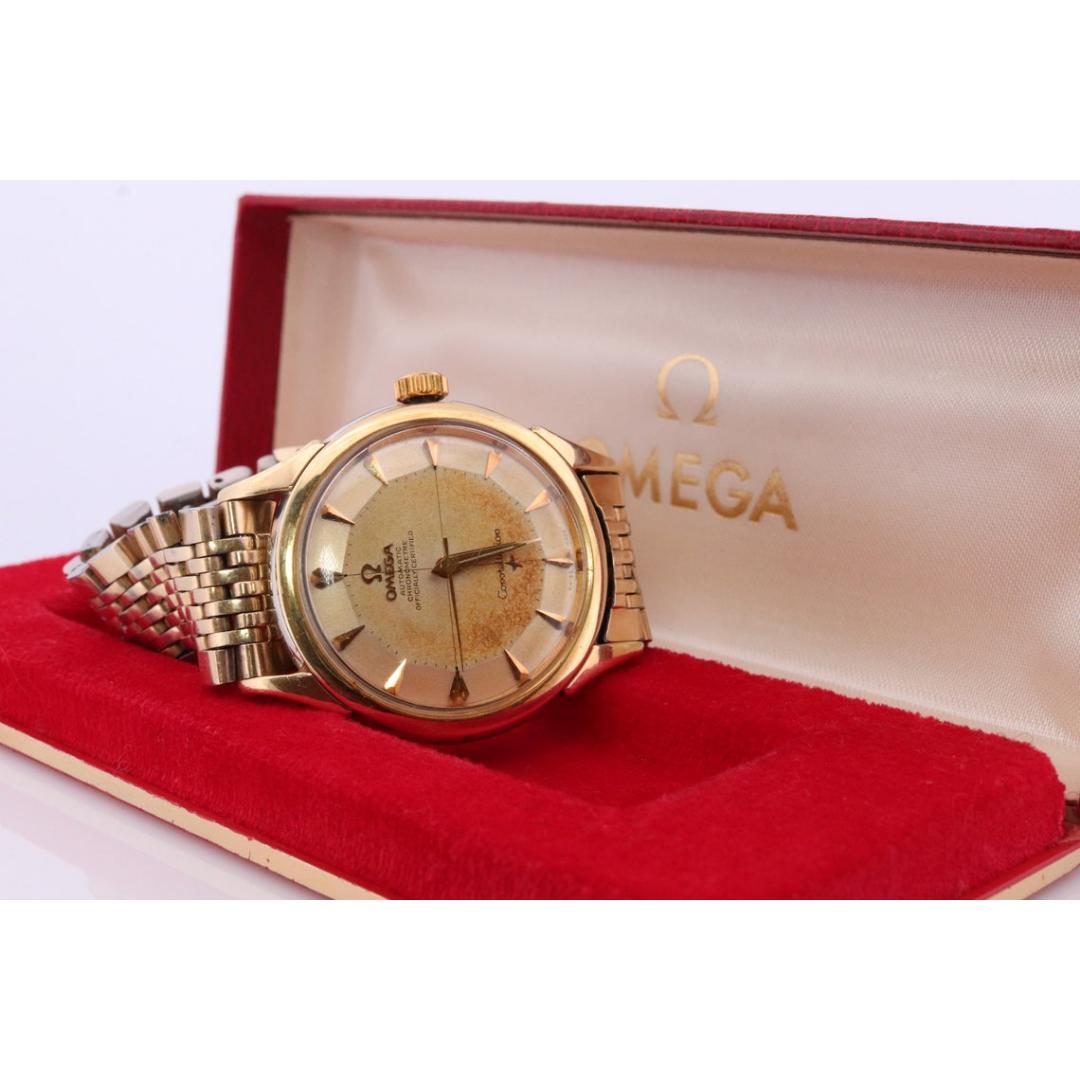 Omega Constellation Pie Pan Montre. Authentique Omega Automatic 5852 Wristwatc en vente 1