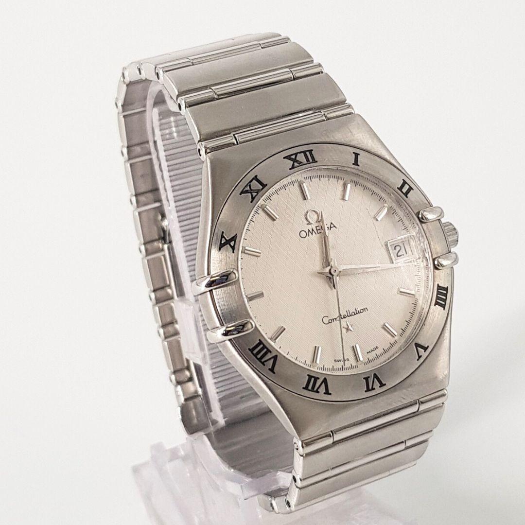 Unique
GENDER:  Unisex
MOVEMENT: Quartz
CASE MATERIAL: Steel 
DIAL: 32mm
DIAL COLOUR: White
STRAP: 55mm
BRACELET MATERIAL: Stainless Steel 
CONDITION: 8/10 
MODEL NUMBER:  59312178
SERIAL NUMBER: xxxx
YEAR: 2000’s
BOX – No
PAPERS – No

