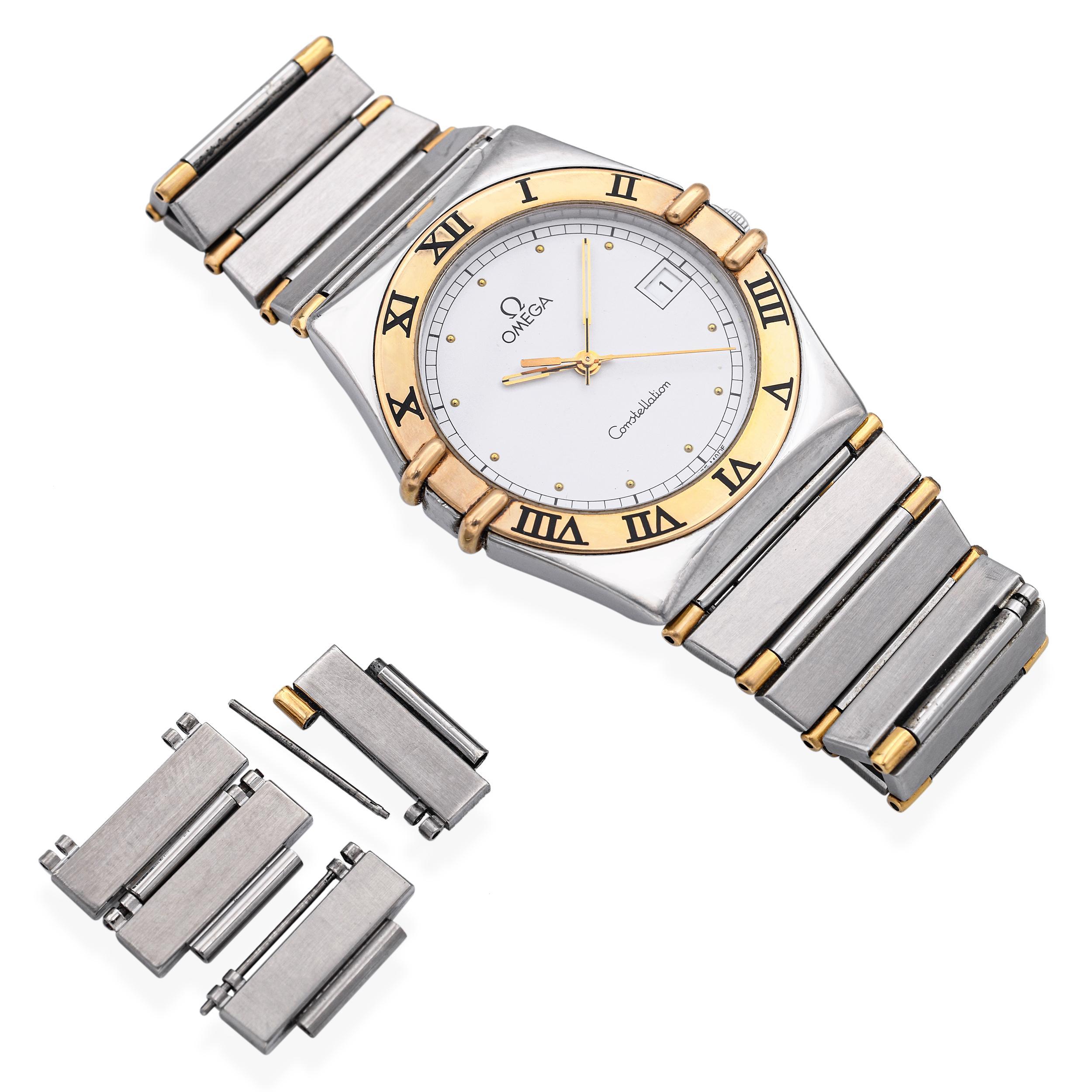 Omega Constellation Stainless Steel Day Date Quartz Men's Watch In Good Condition For Sale In New York, NY