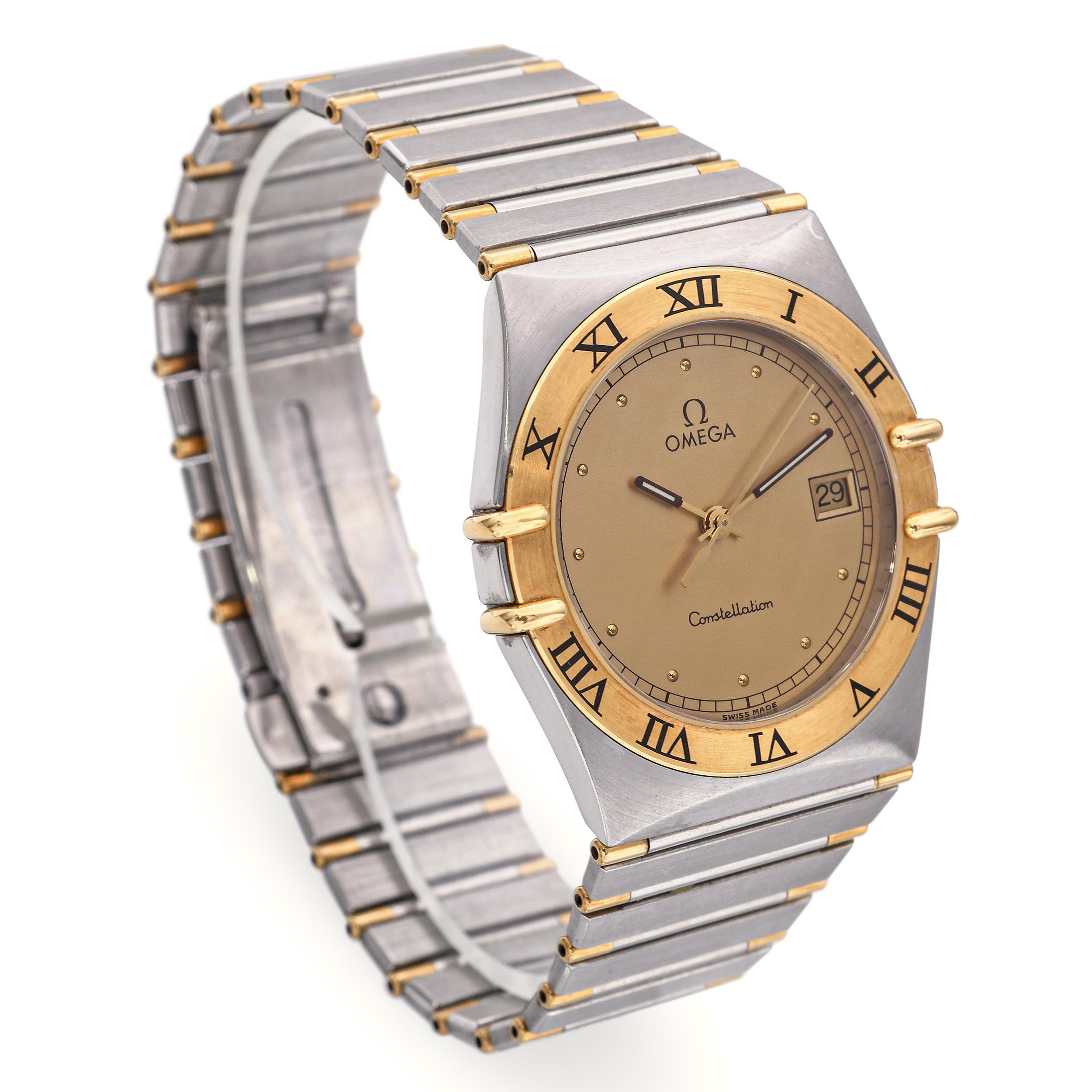 Omega Constellation Zweifarbige Edelstahl Datum Quarz Herrenuhr im Zustand „Gut“ im Angebot in New York, NY