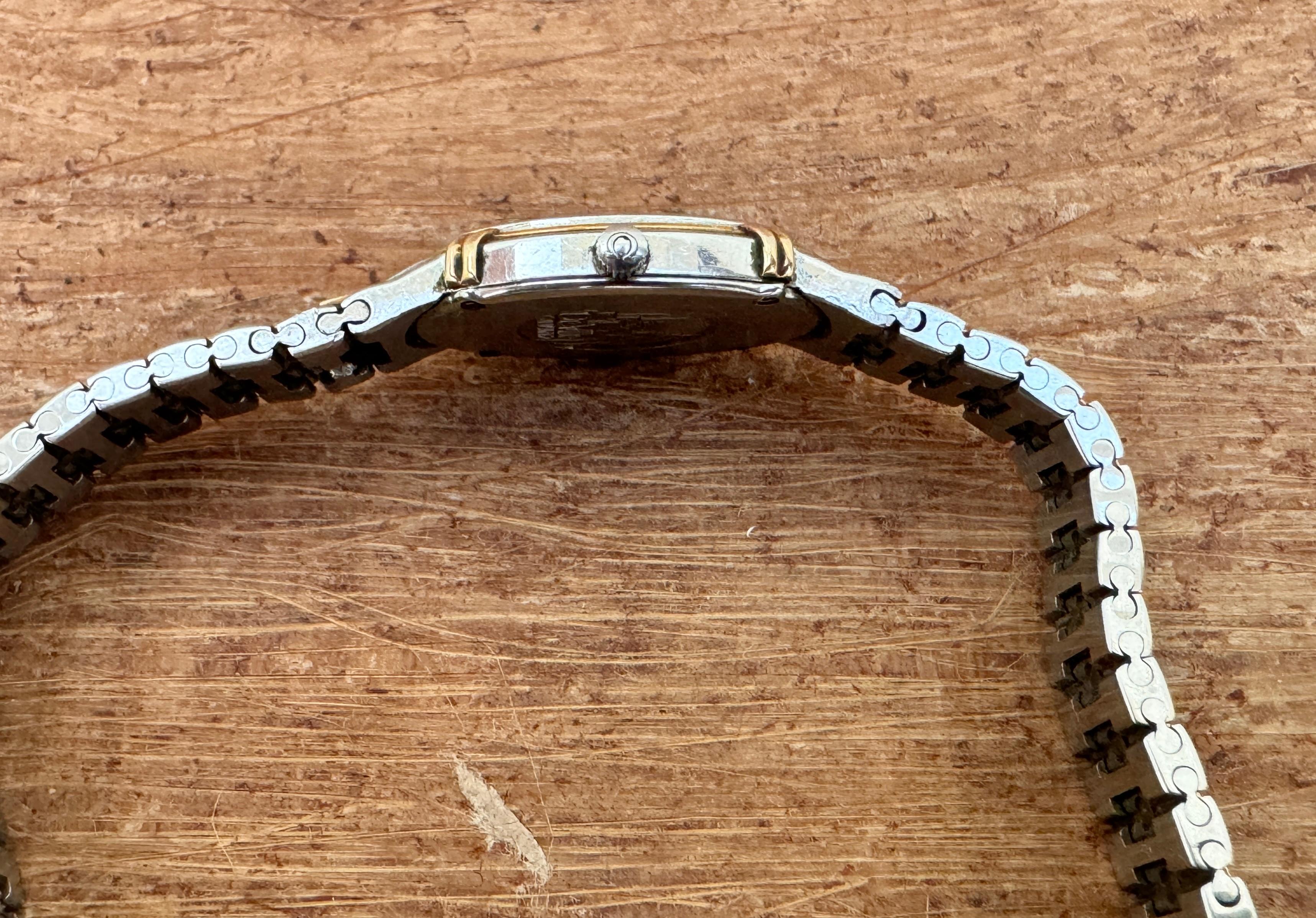 Omega De Ville 1450 Montre à cadran Quadri champagne doré en acier et or pour femmes en vente 6
