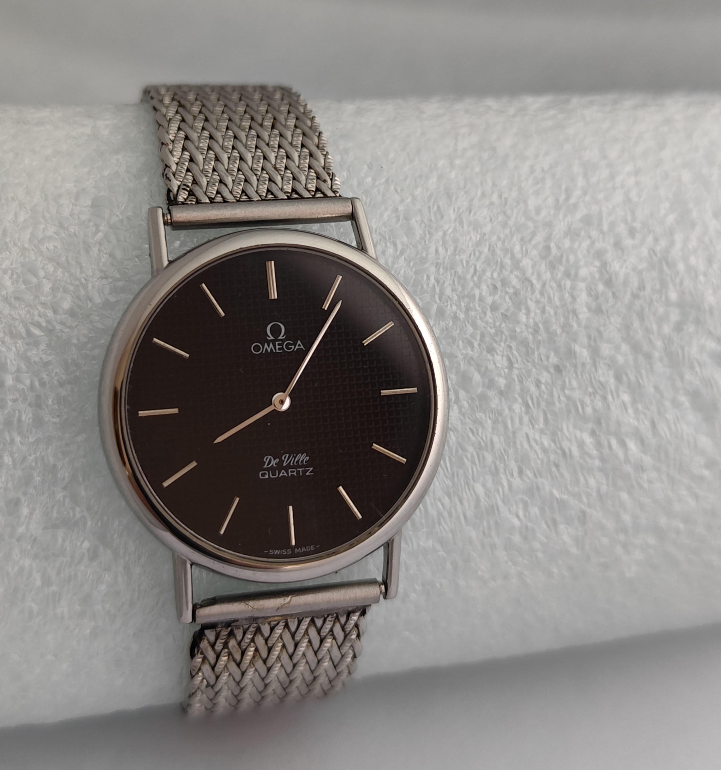 Omega De Ville Quadrante nero Waffle 1910092 Orologio in acciaio inossidabile in vendita 4