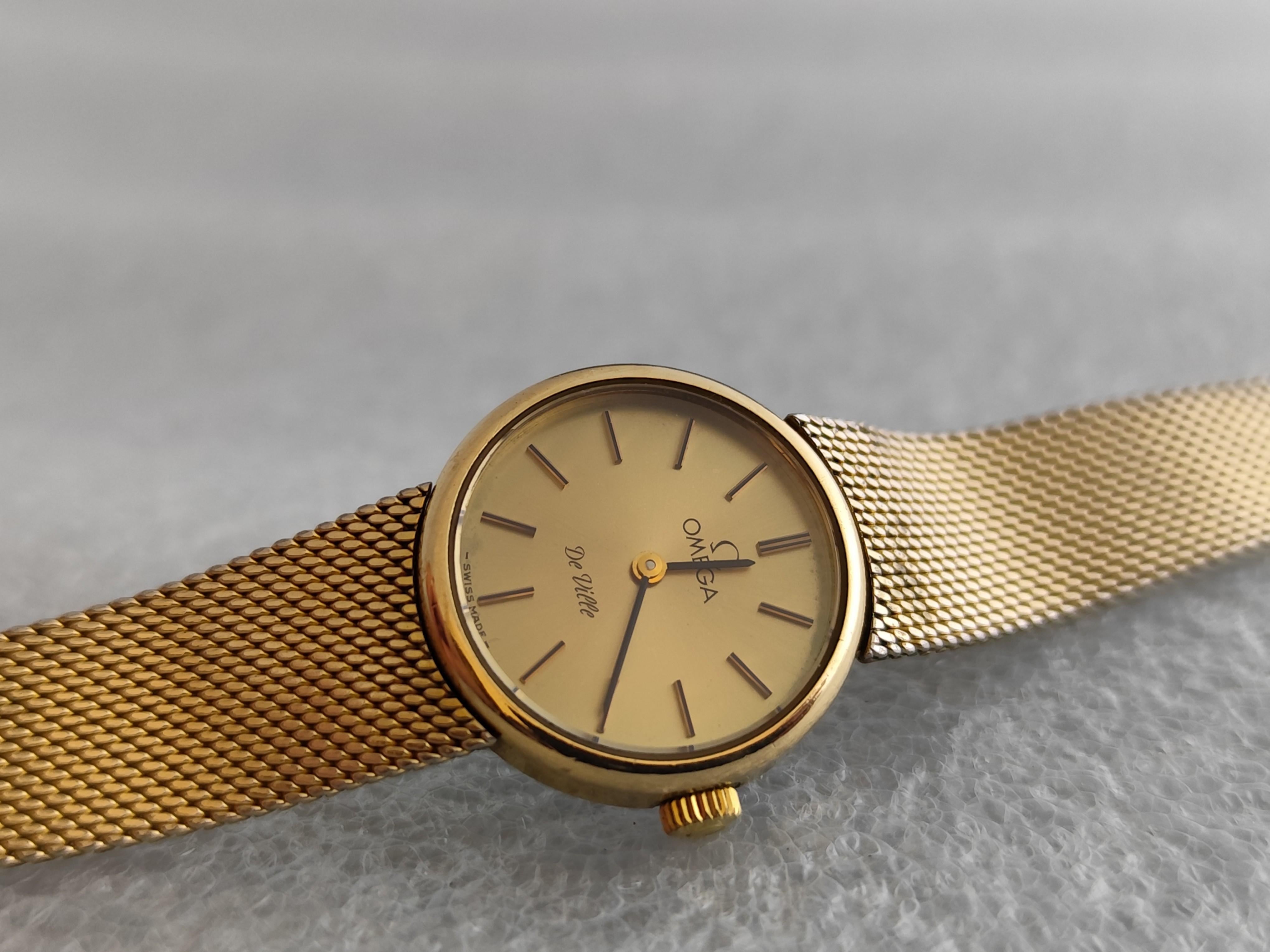 Reloj Omega De Ville chapado en oro Ref 7112075 En caja en Bastante bueno estado para la venta en Toronto, CA