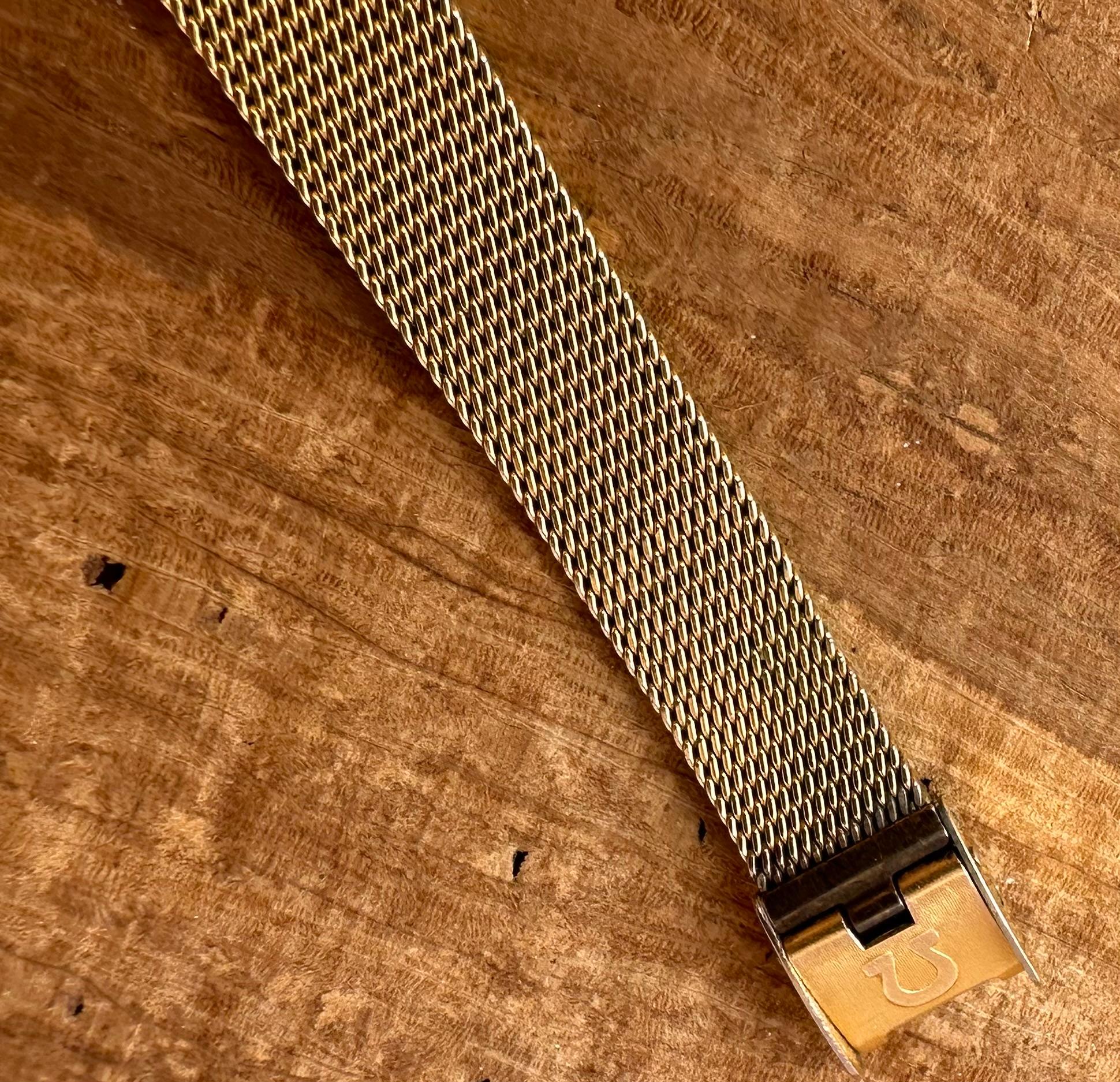 Omega De Ville Goldenes strukturiertes Zifferblatt Gold plattiert Uhr 1