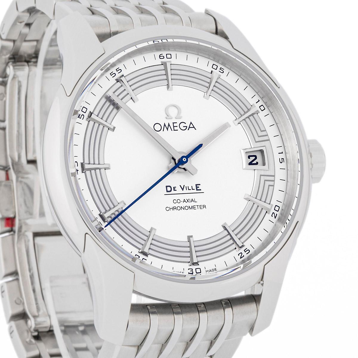 This is a very unusual piece from Omega's De Ville collection. Its case is partially made of glass, revealing the movement on the sides and caseback.
It also features a co-axial movement for greater precision.This a rare De Ville piece from Omega