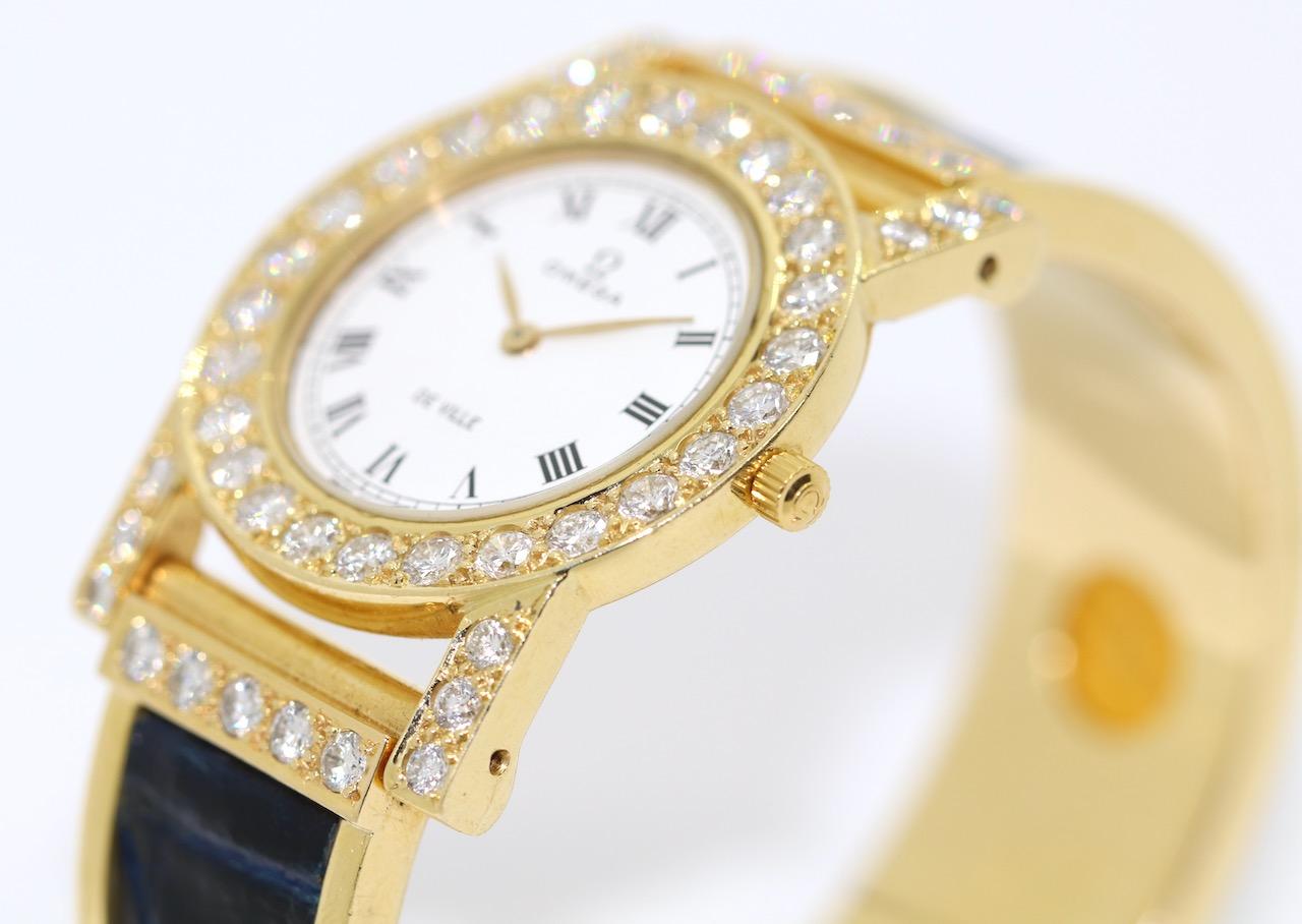 almas quartz watch