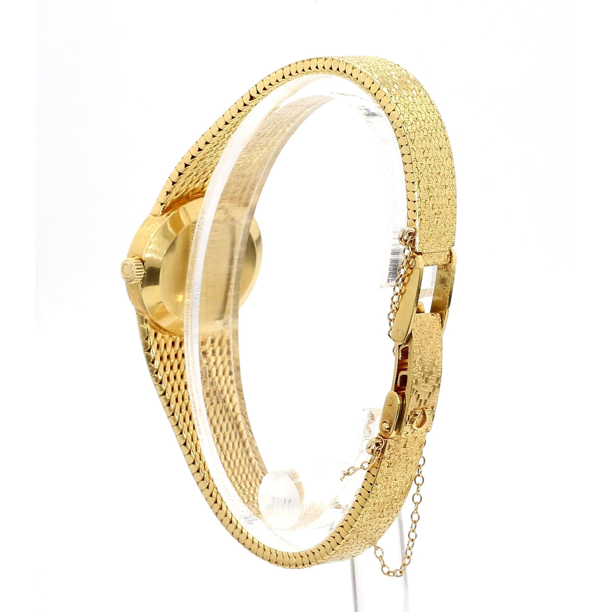 Omega De Ville Lapis Lazuli Dial 18K Gold Manual Wind Watch im Zustand „Gut“ im Angebot in Miami, FL