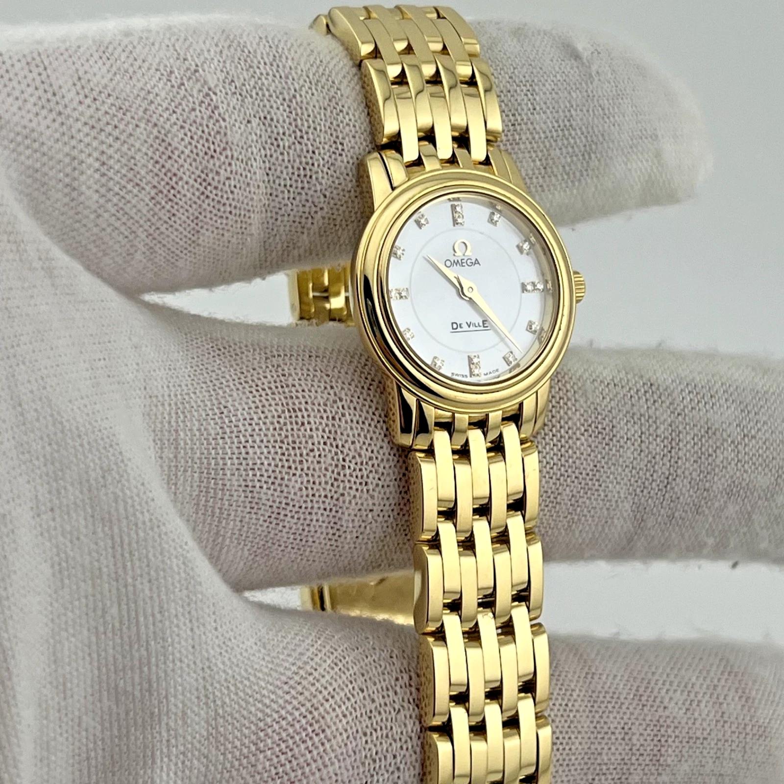 Donna Omega De Ville Prestige 41707600 Madreperla Quadrante Diamante Oro 18 carati Scatola di Carta in vendita