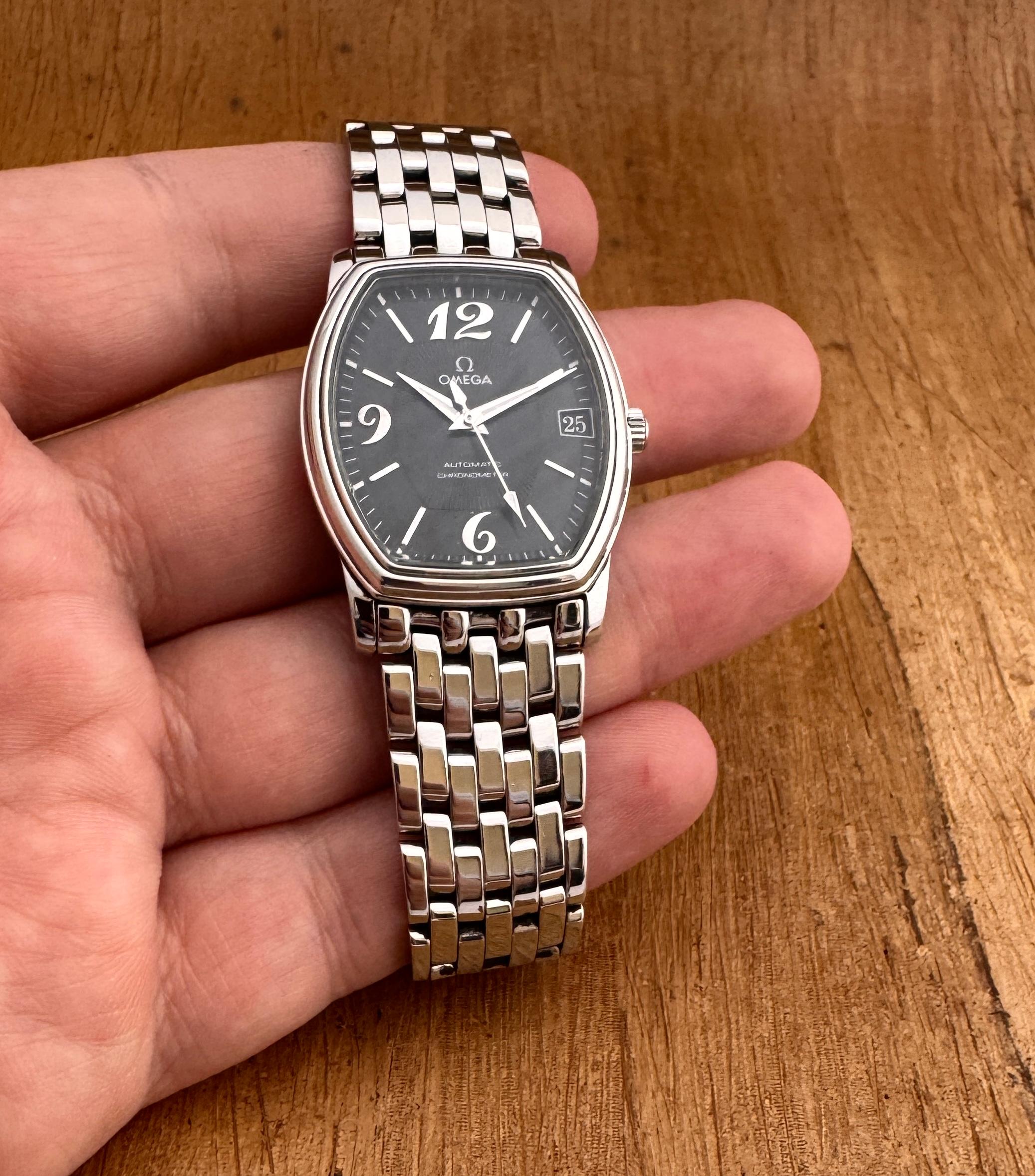 Orologio Omega De Ville Prestige Cronometro Tonneau Automatico Uomo In condizioni buone in vendita a Toronto, CA