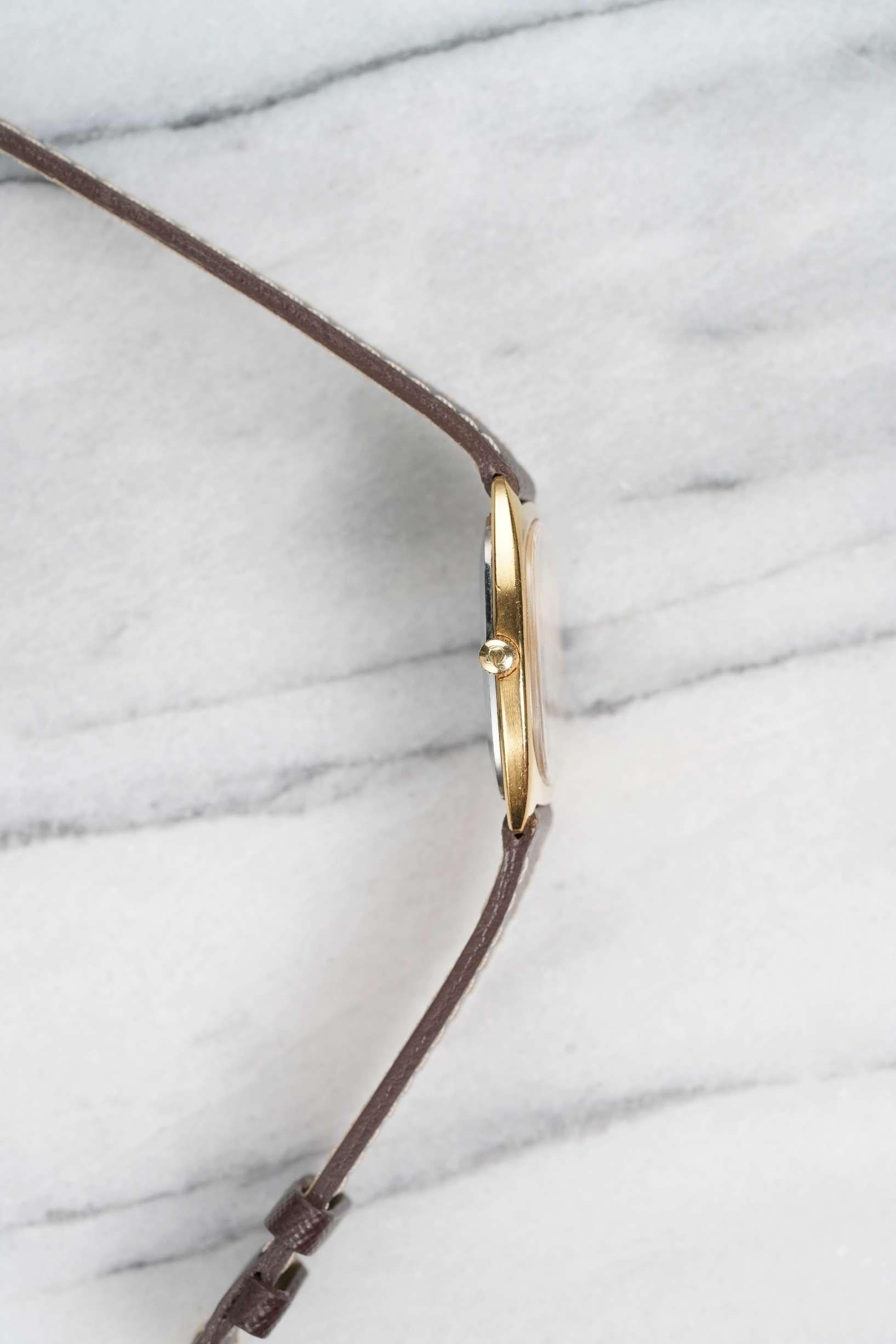 Reloj Omega De Ville Tonneay Tank chapado en oro, finales de los 60 en Bueno estado para la venta en New York, NY