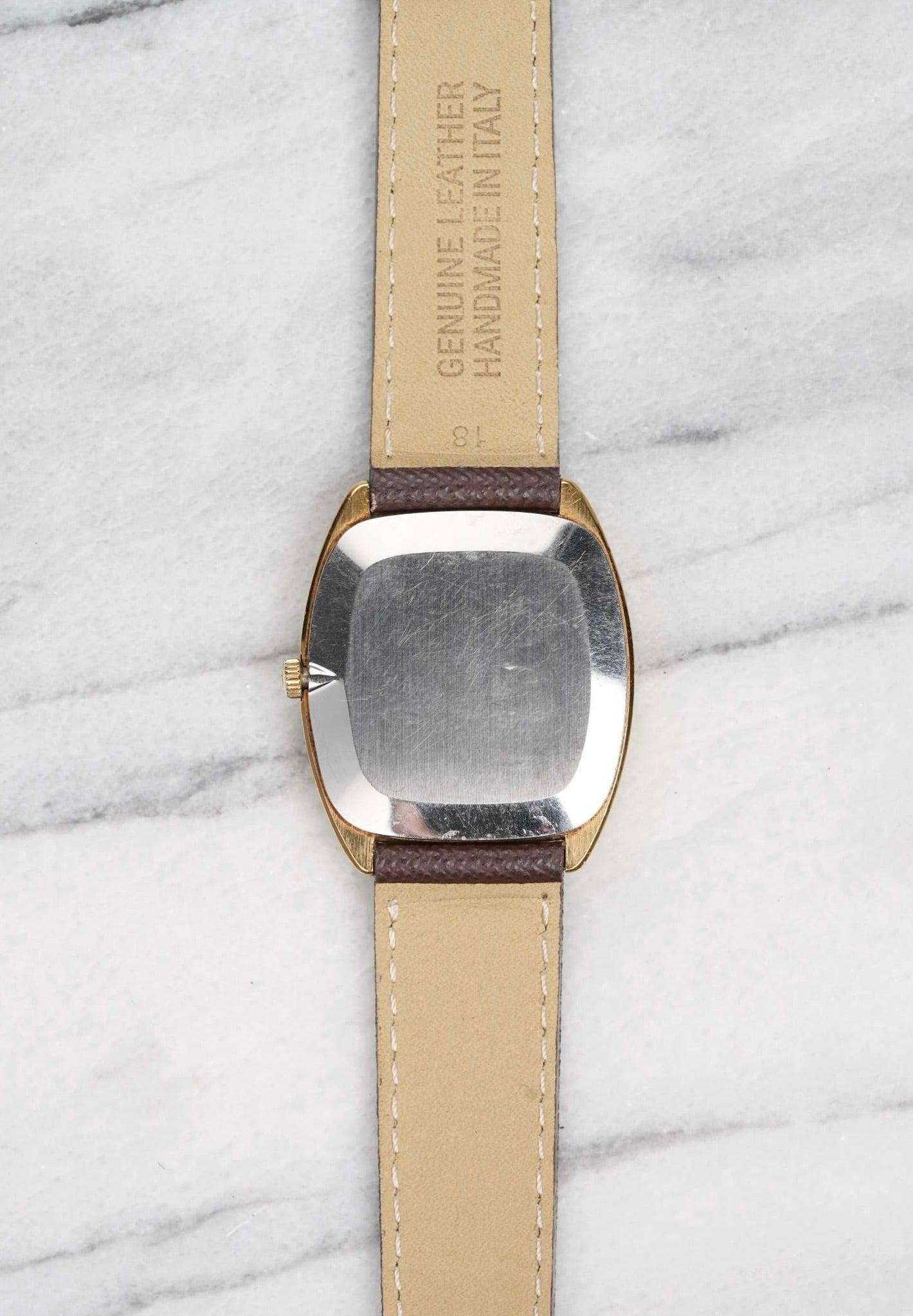 Femenino o masculino Reloj Omega De Ville Tonneay Tank chapado en oro, finales de los 60 en venta