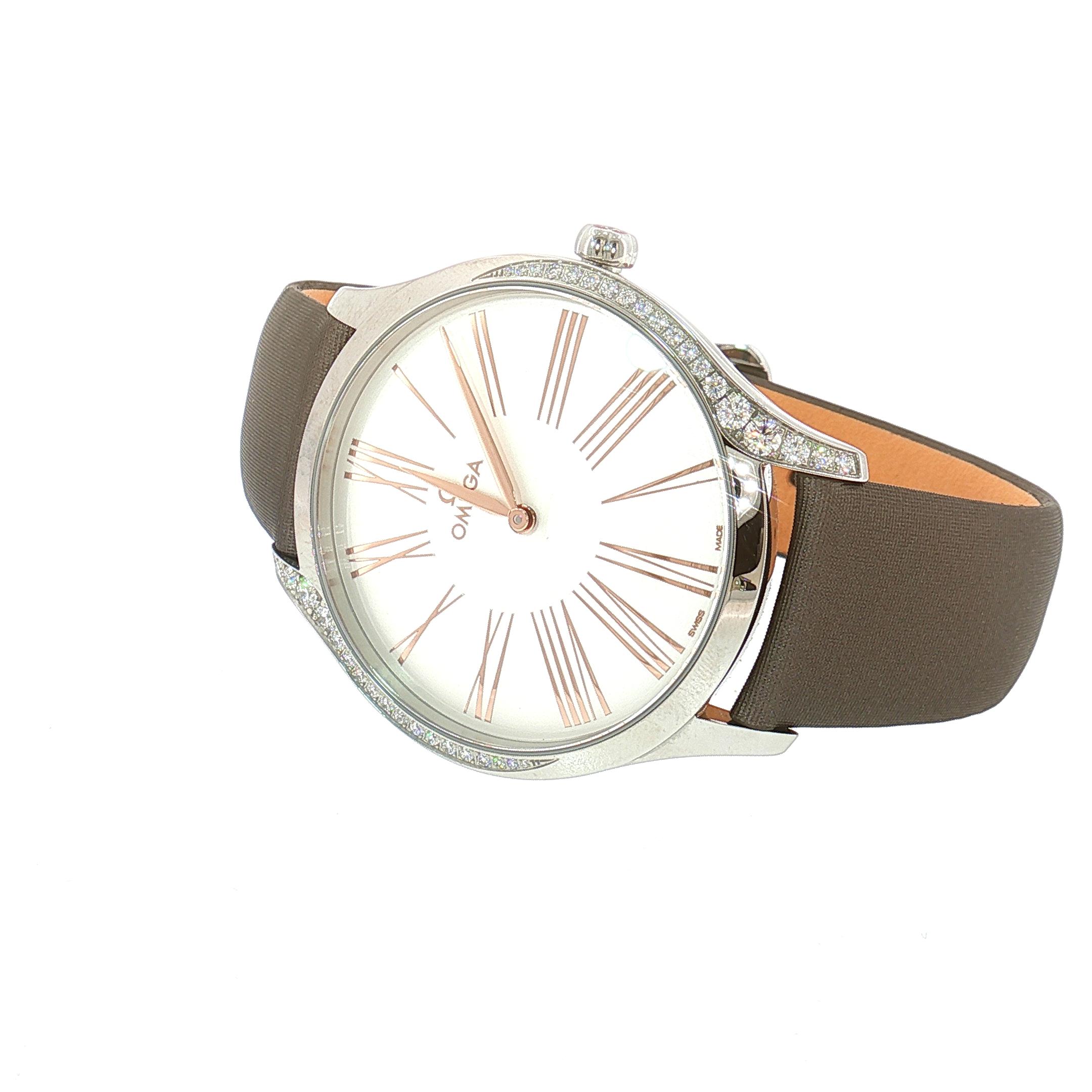 Omega De Ville Trésor Ladies Quartz Diamond Watch – 39mm View 3