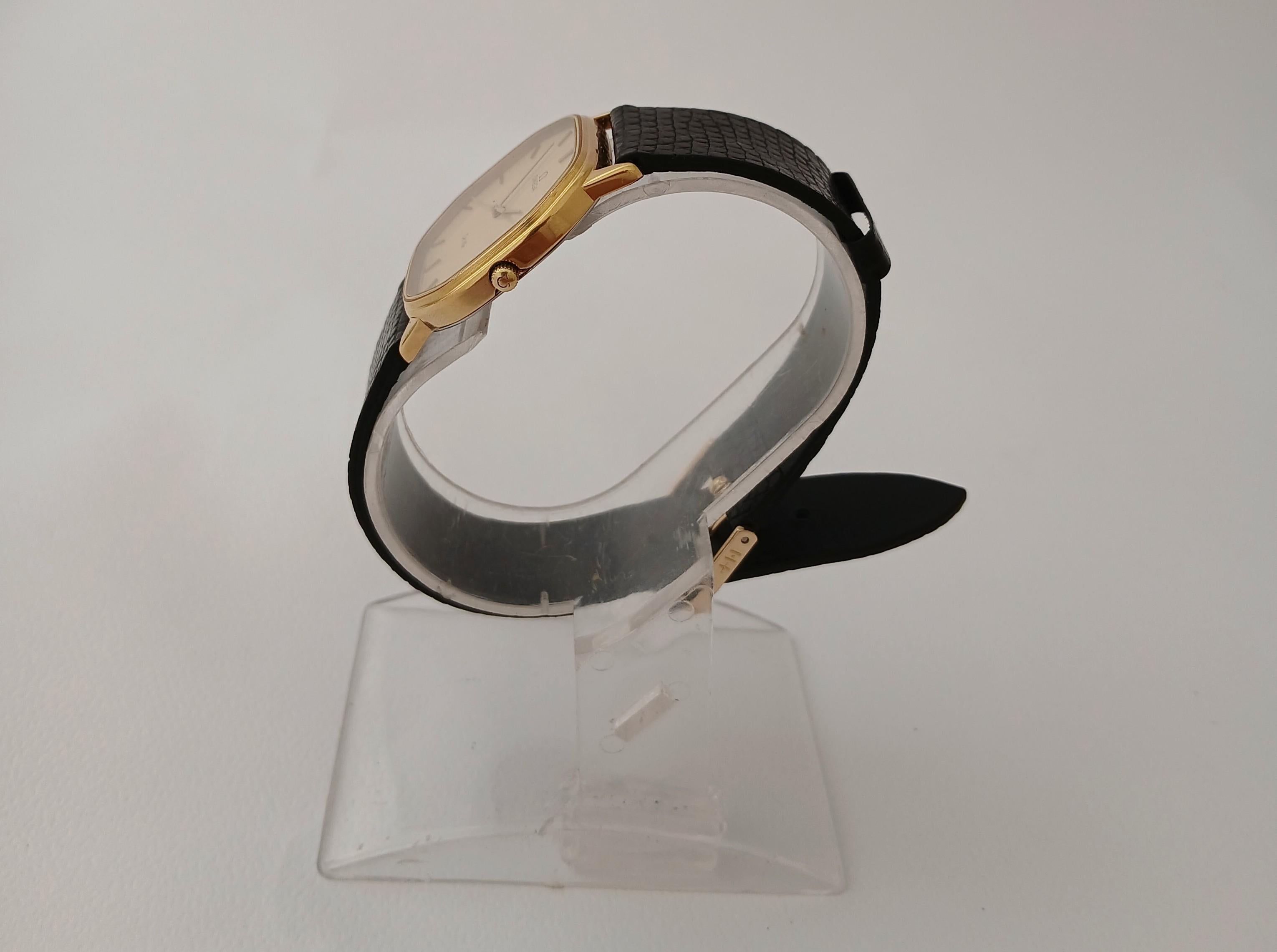 Omega Del1950031417 Golden Dial Gold Plated Tonneau Case Men's Wat en vente 9