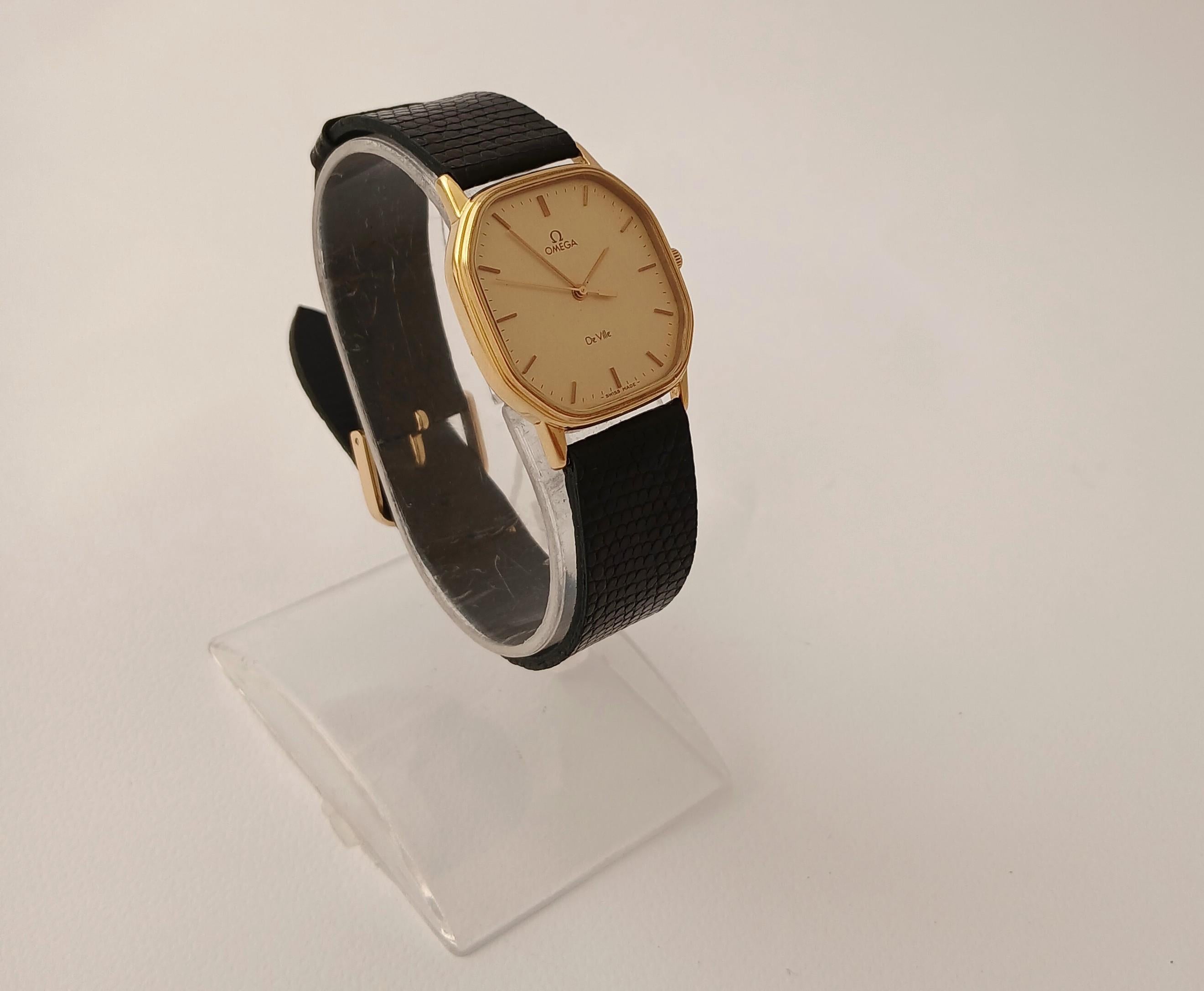 Omega Del1950031417 Golden Dial Gold Plated Tonneau Case Men's Wat en vente 10