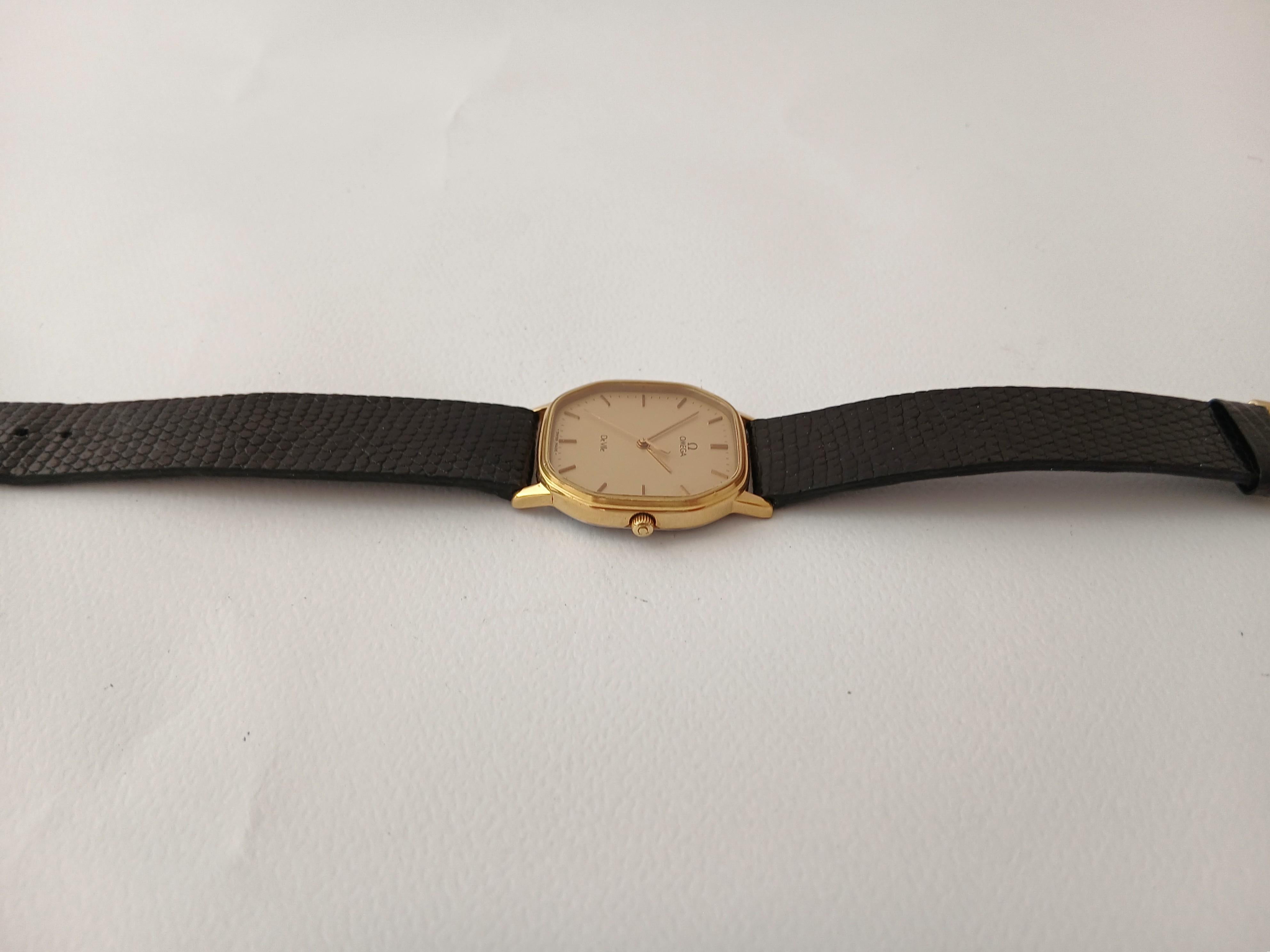 Omega Del1950031417 Golden Dial Gold Plated Tonneau Case Men's Wat Unisexe en vente