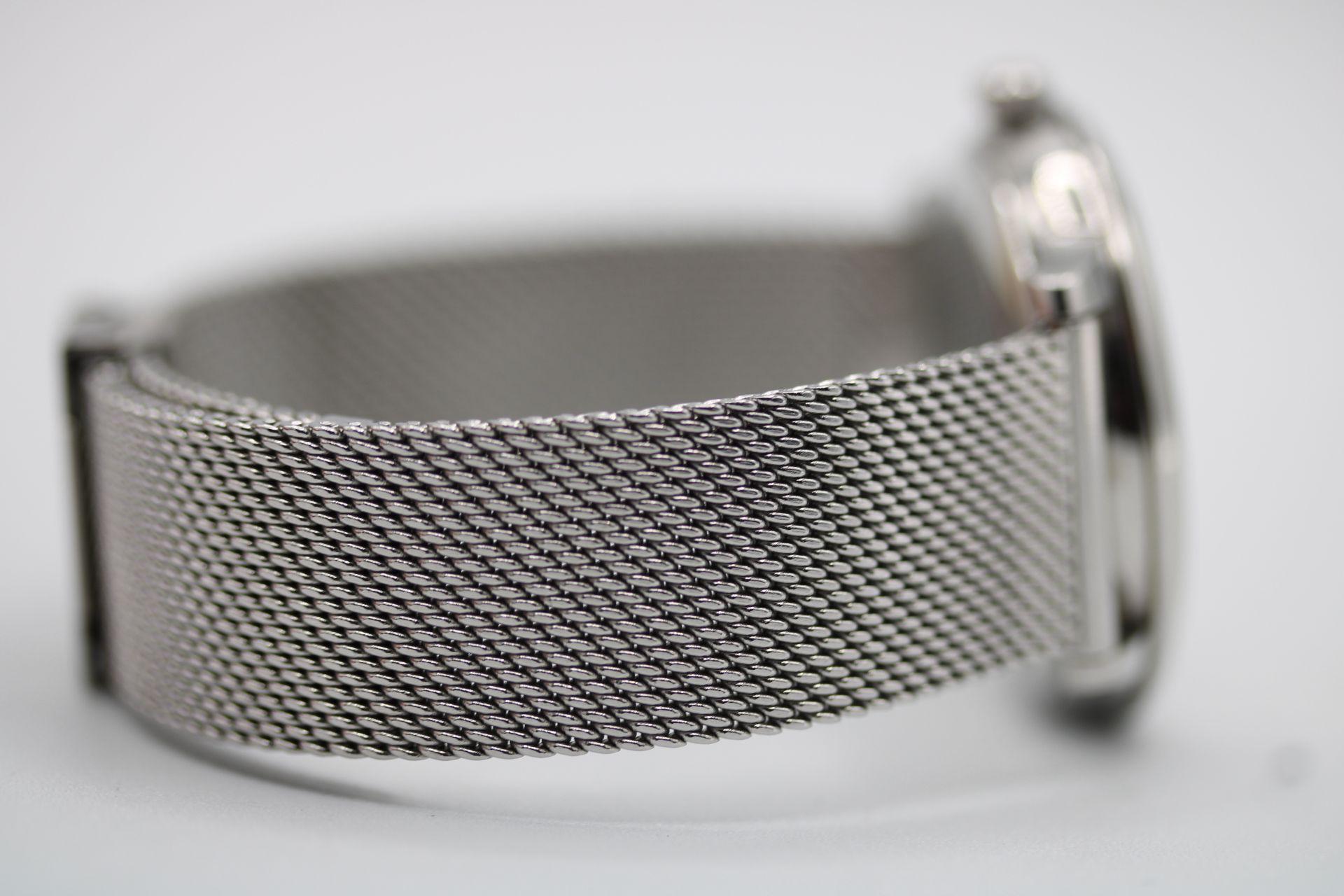 Omega DeVille Prestige 424.10.37.20.02.001 4