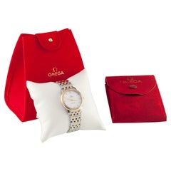 Omega DeVille Prestige zweifarbige Damenuhr mit Tasche und Papieren aus Quarz