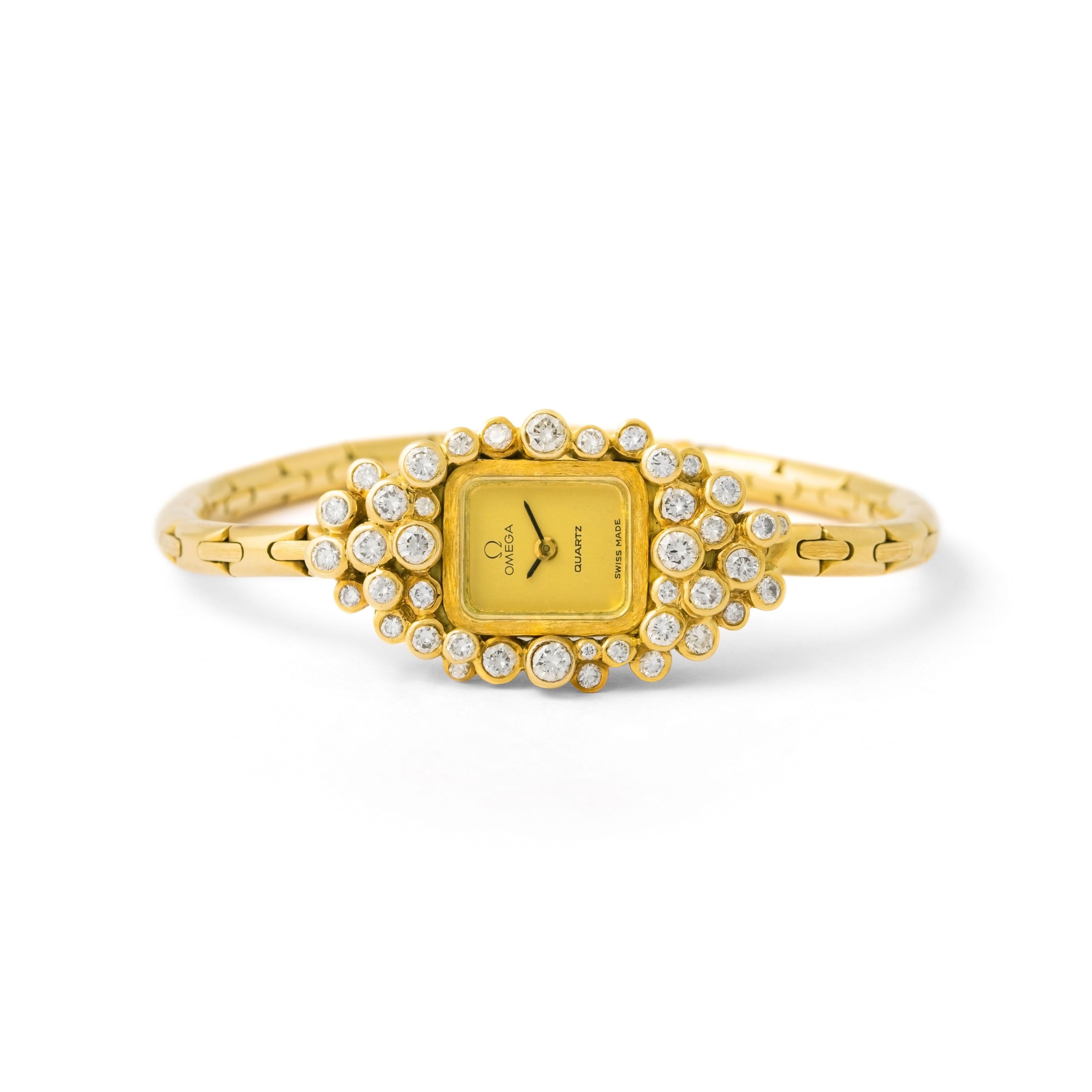 Omega Diamant Gelbgold 18K einzigartige Armbanduhr 1970er Jahre (Rundschliff) im Angebot