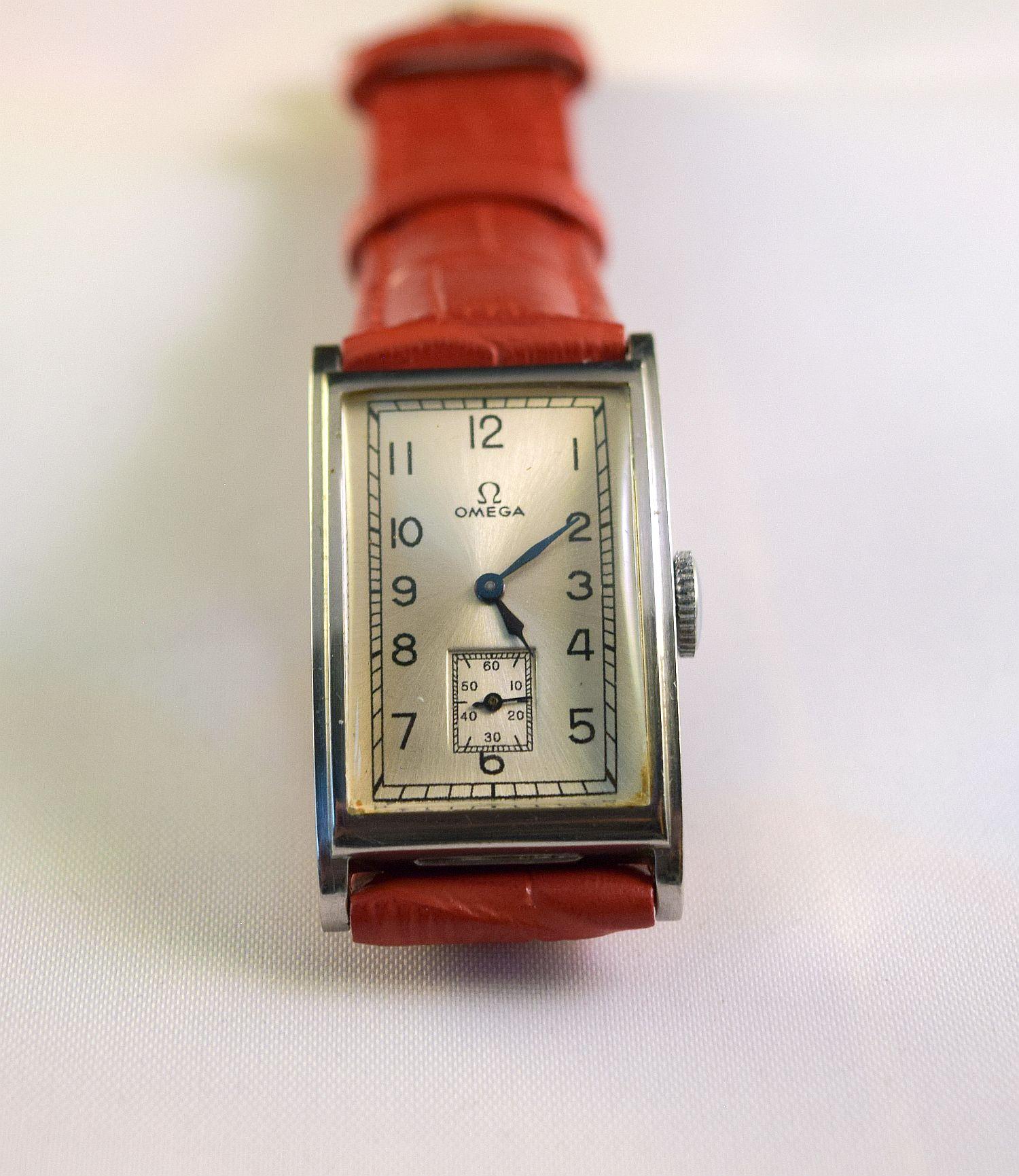 Omega Extremely Rare and Stylish Curvex Rectangular Watch For Sale 5